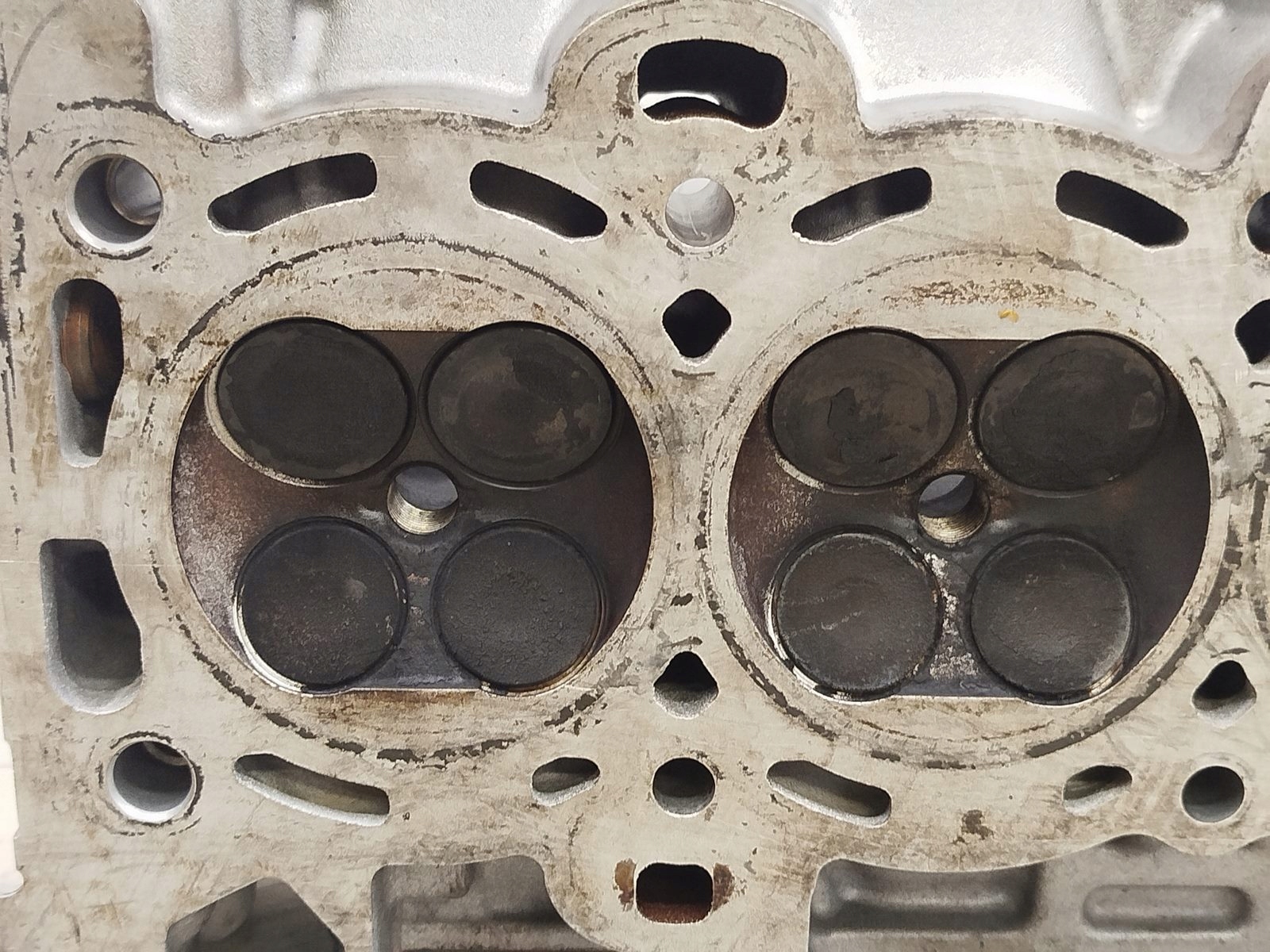 TESTATA Motore Ford 1S7G-6090-AX 1.8 16V CSDA