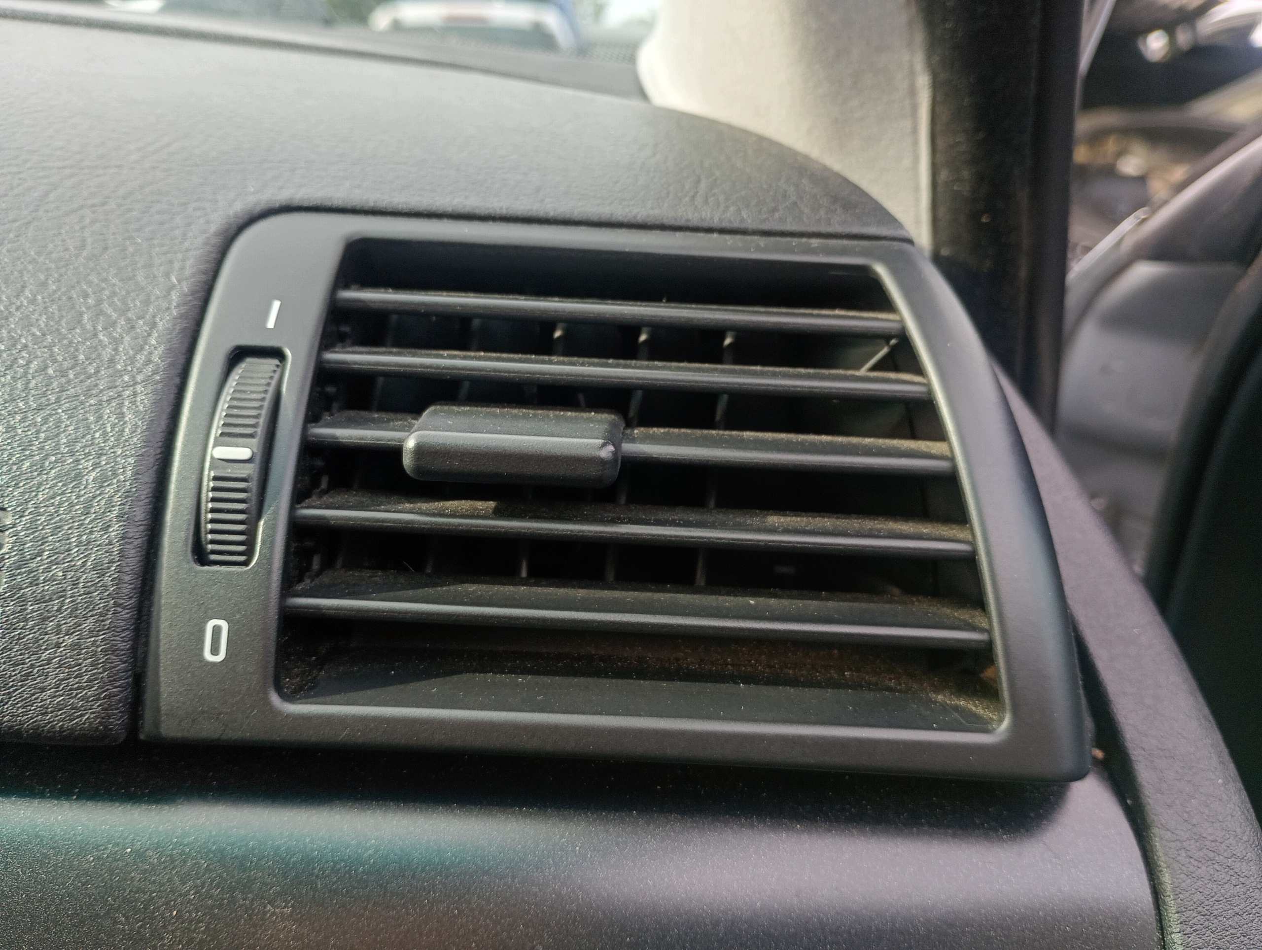 mřížka klími vzduchový pravá spolujezdce BMW E46 FL TOURING 01-05