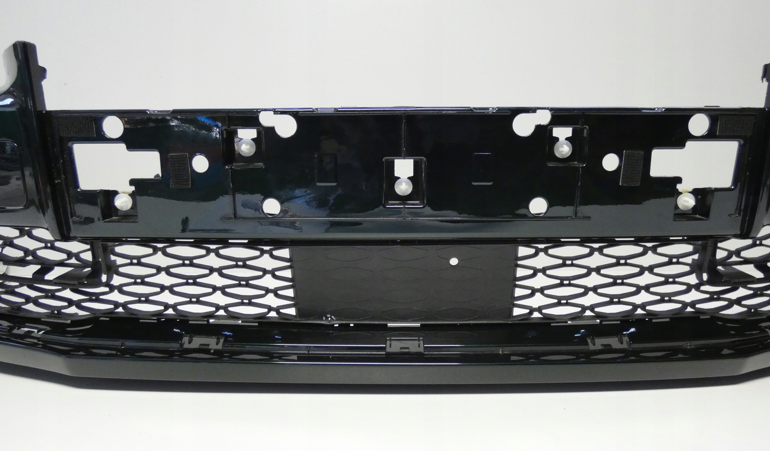 ROLLS ROYCE PHANTOM 65997810 2017-2023 below 6 PDC bumper front front
