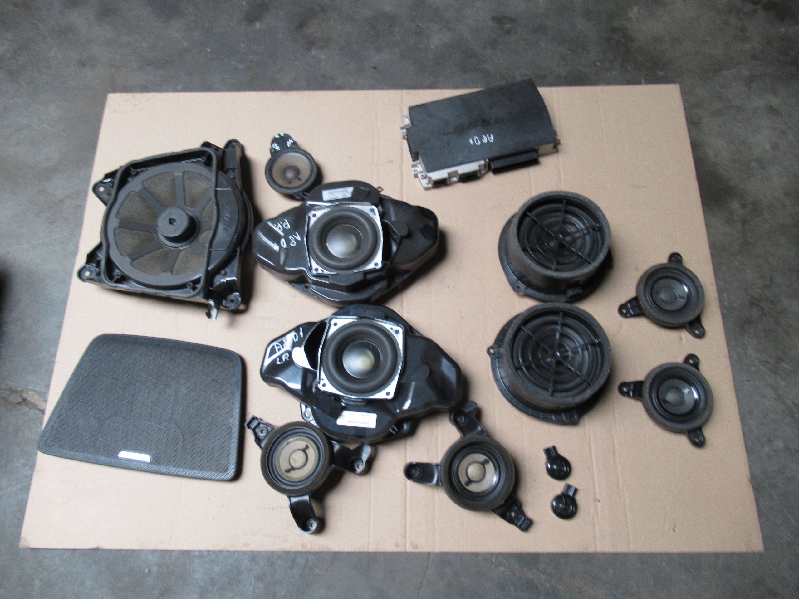 AUDI A8 D4 LIFT NAGŁOŚNIENIE GŁOŚNIKI BOSE KOMPLET 4G0035223C