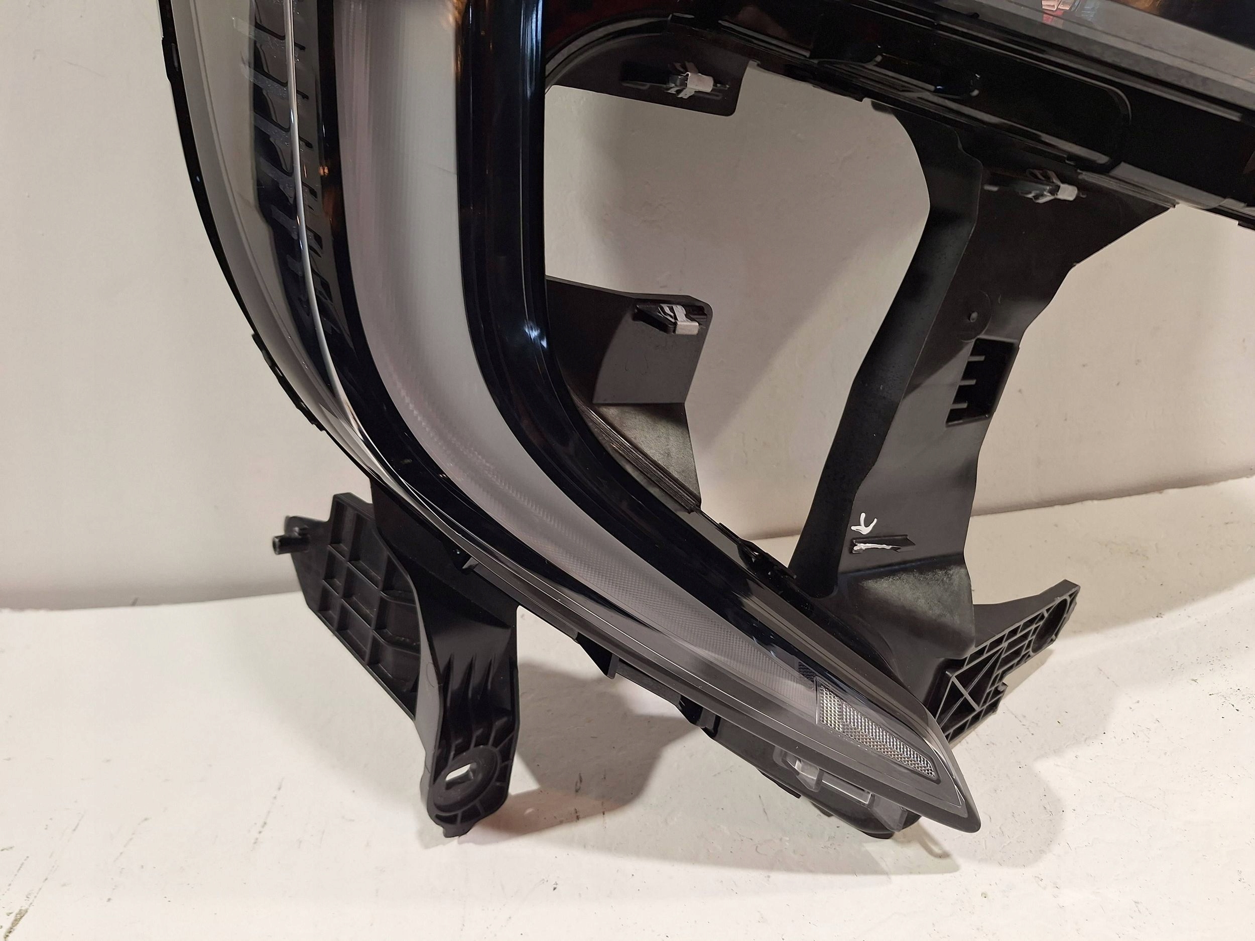 light front right LED 260106174R RENAULT MASTER IV V 24