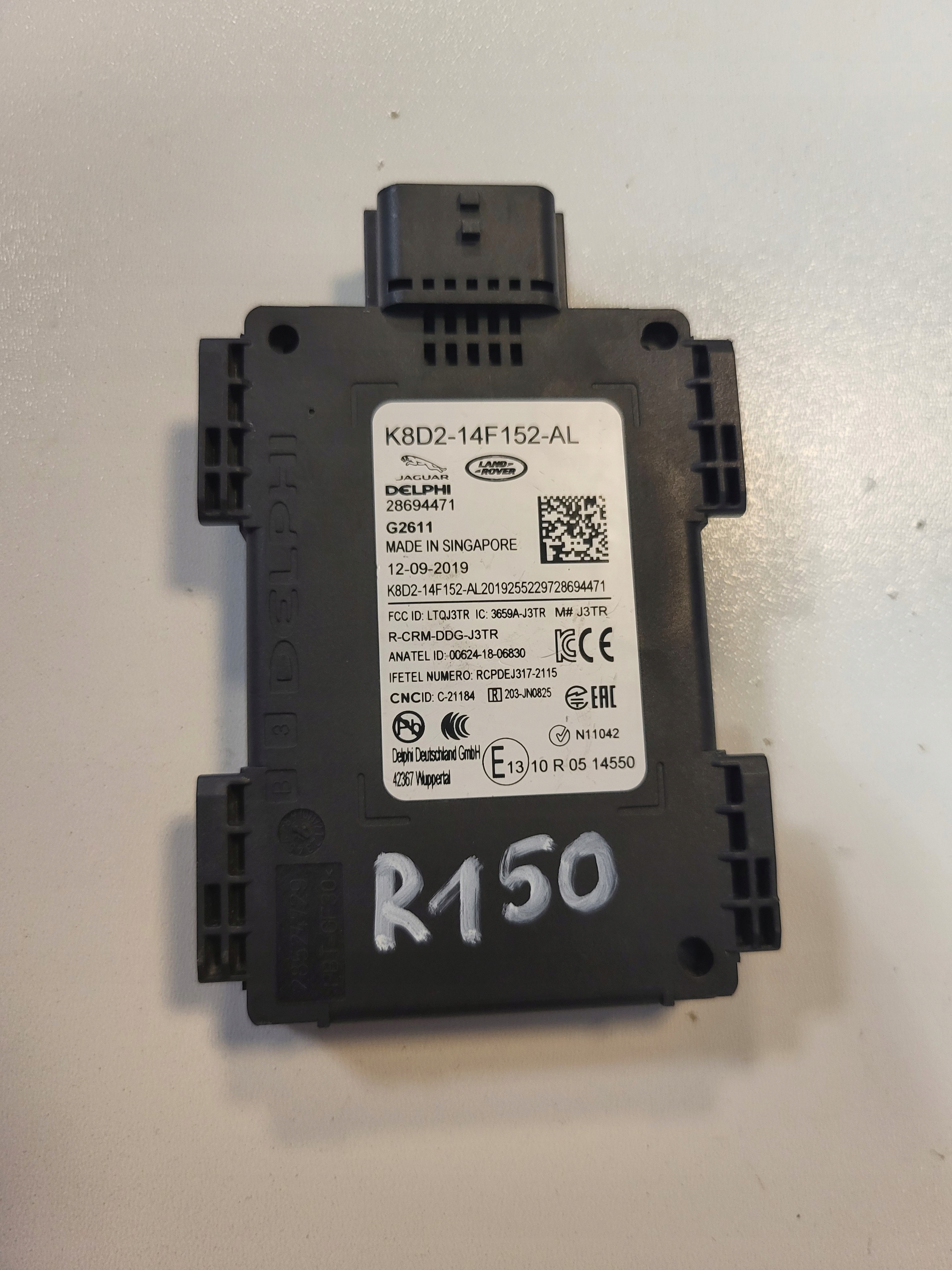 датчик скорости LAND ROVER jaguar K8D214F152-AL