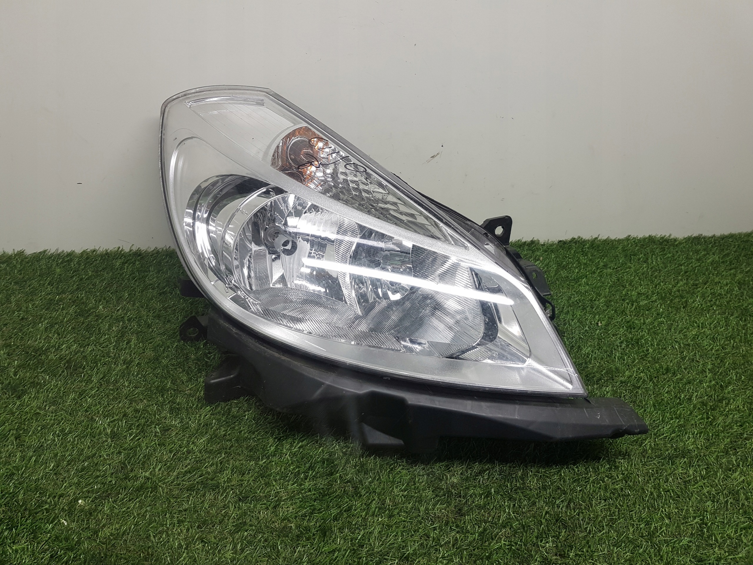 light right front RENAULT CLIO 3