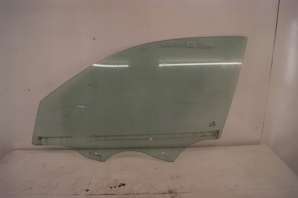 82G845201 - AUDI A1 II 2 82A лобовое стекло левый передний 2018