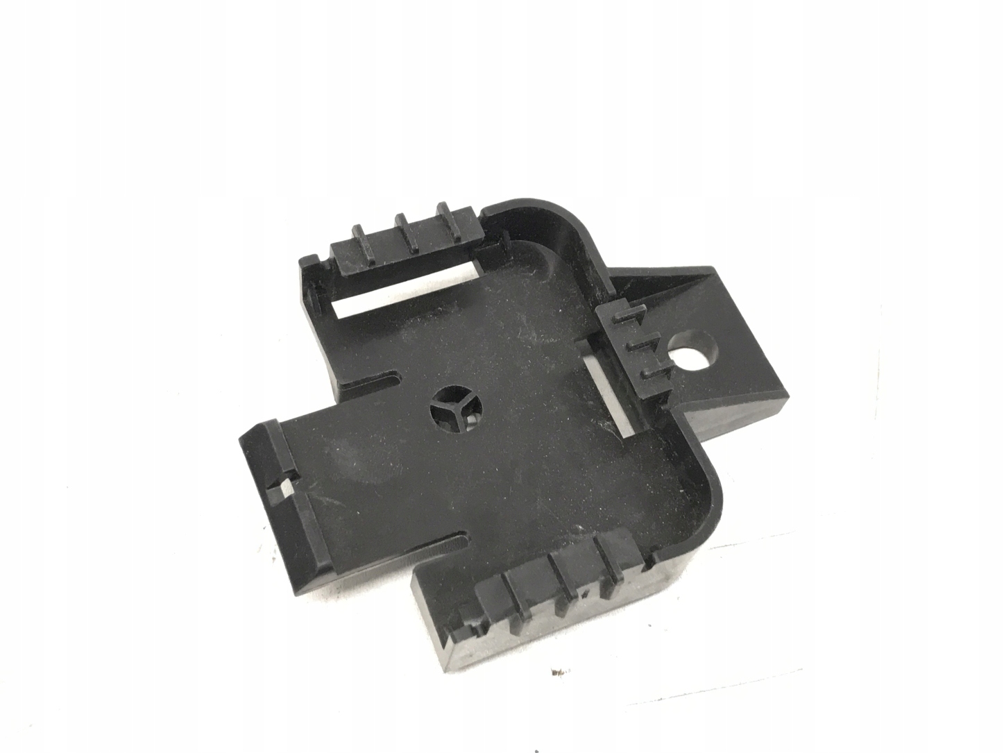 1098355-00-B - ТЕСЛА МОДЕЛЬ 3 КРОНШТЕЙН КРЕПЛЕНИЯ HOMELINK