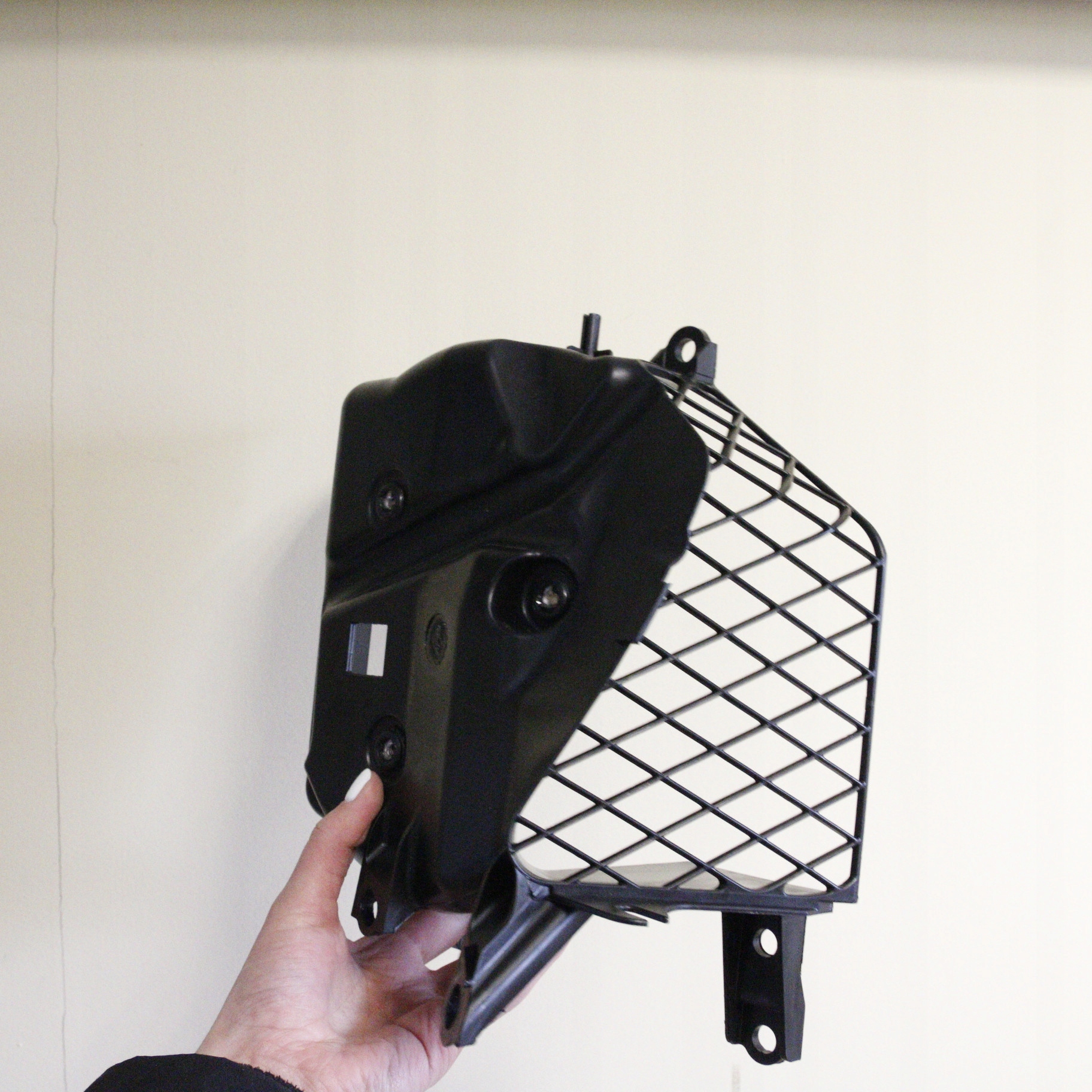 P272 Osłona wentylatora Prawa 2006+ Honda Goldwing GL 1800 Numer katalogowy części 19015MCAA80