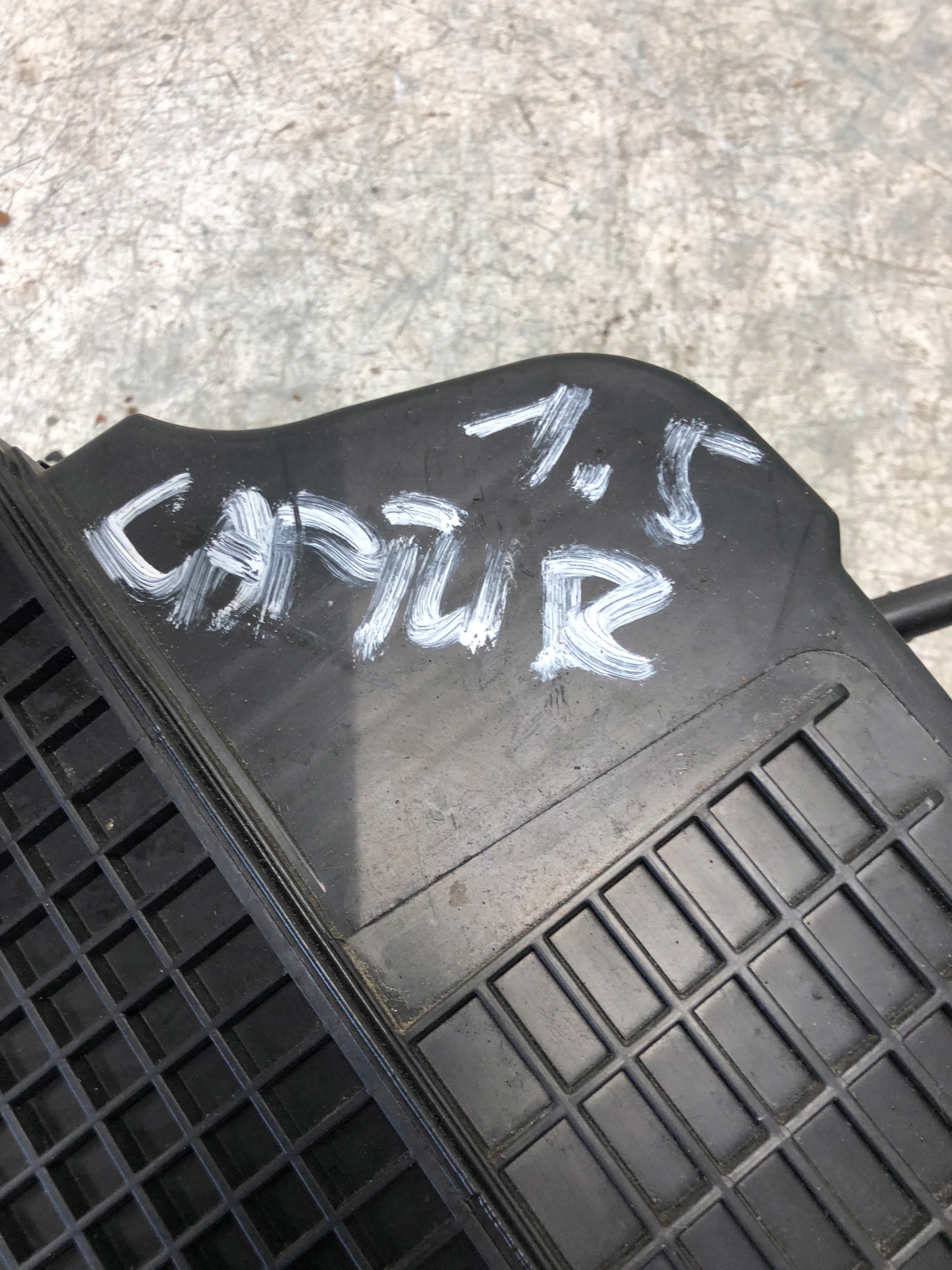 Gehäuse filter luft RENAULT CAPTUR 165008308R