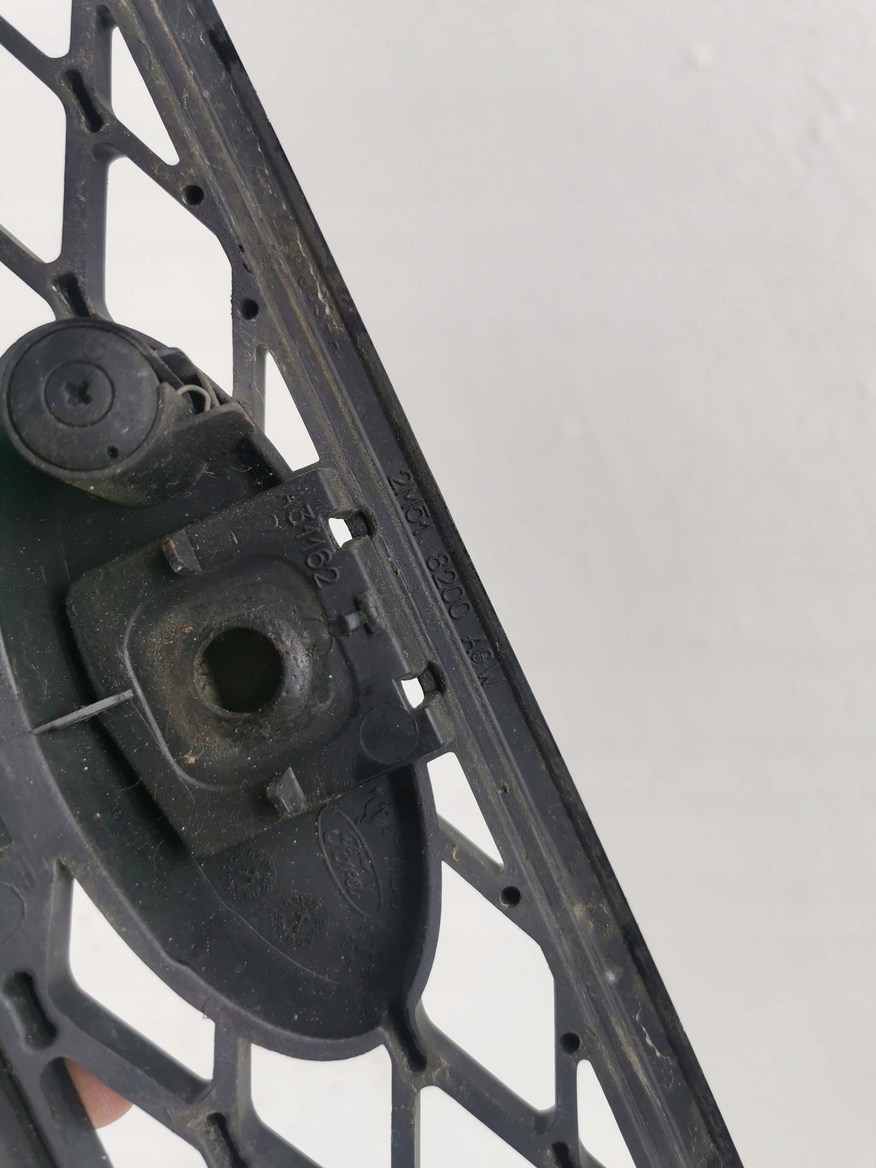 grid bonnets front FORD FOCUS MK1 LIFT 01-04 2M518200AG