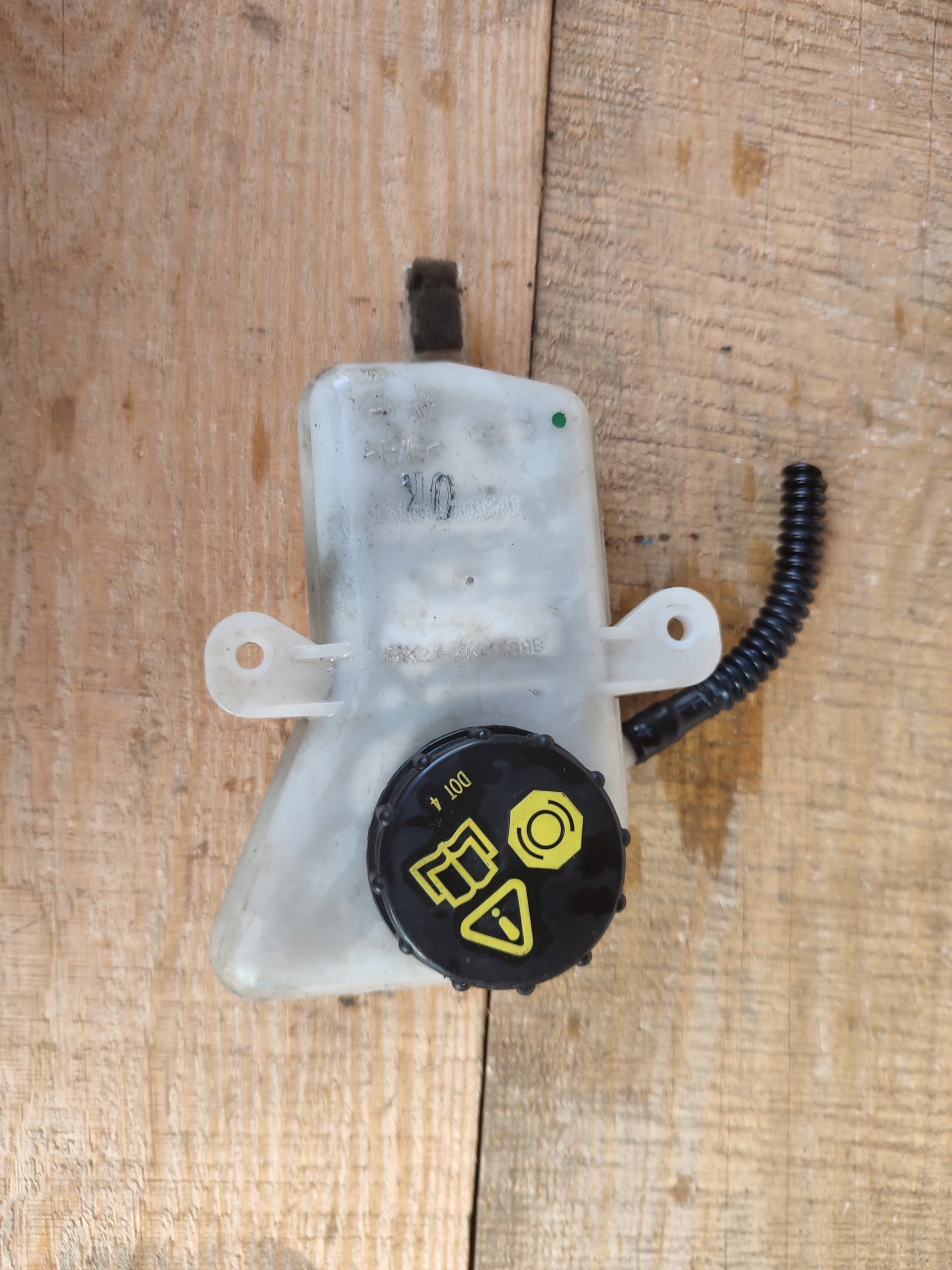 brake reservoir front Ford Transit Custom BK21-2K478-AB