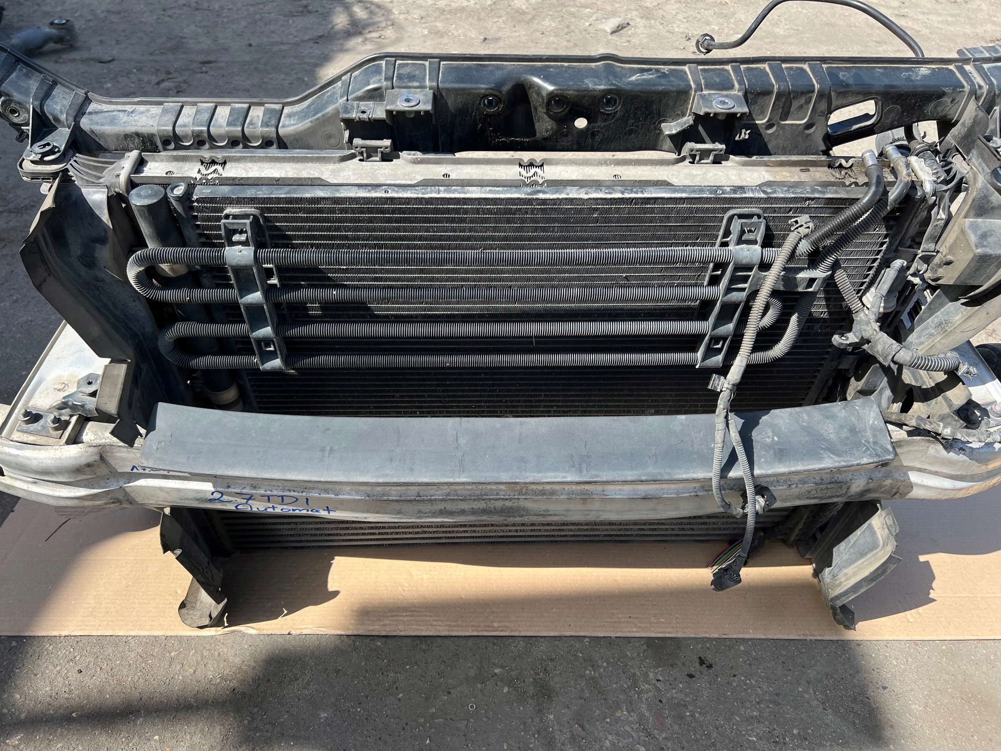 AUDI A5 8T 2.7 TDI support panel for radiators pillar radiator fans KOMPLET
