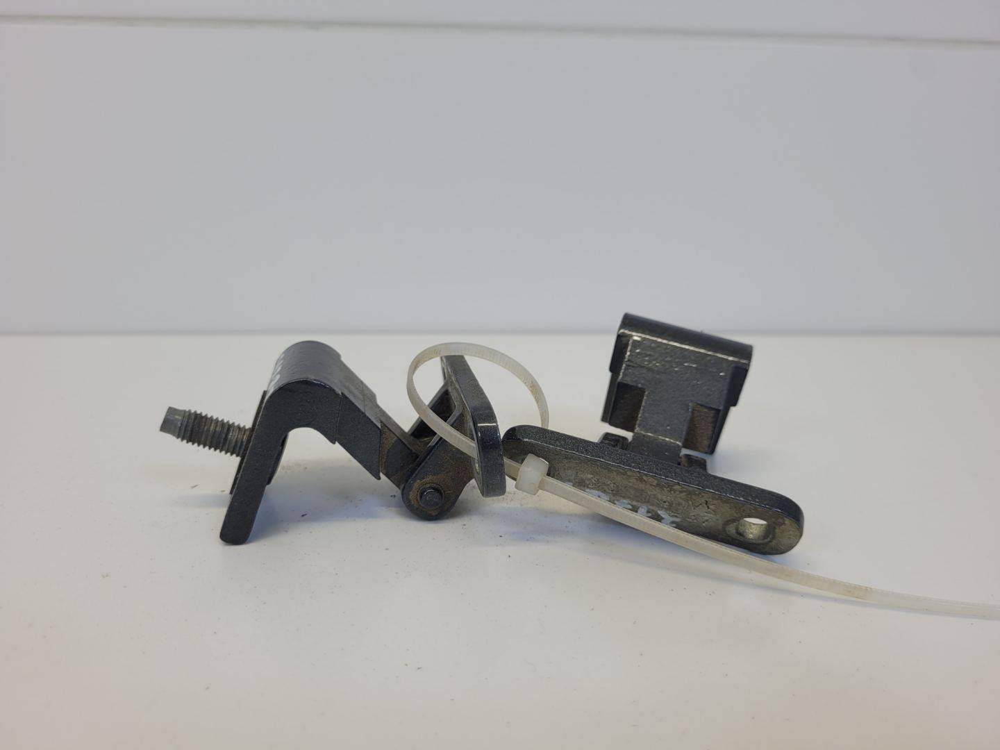 hinge bonnet Volkswagen T-Roc 2019 3319VS
