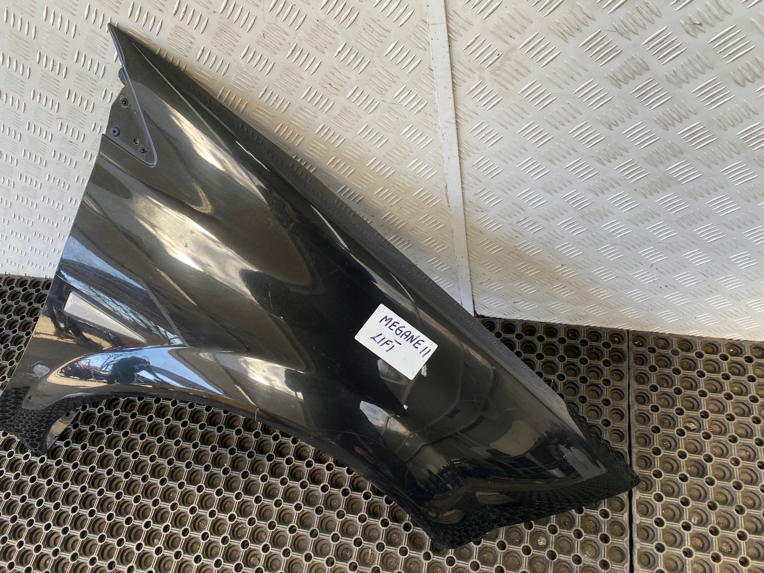 RENAULT MEGANE II LIFT 06-08 fender front right front original OE