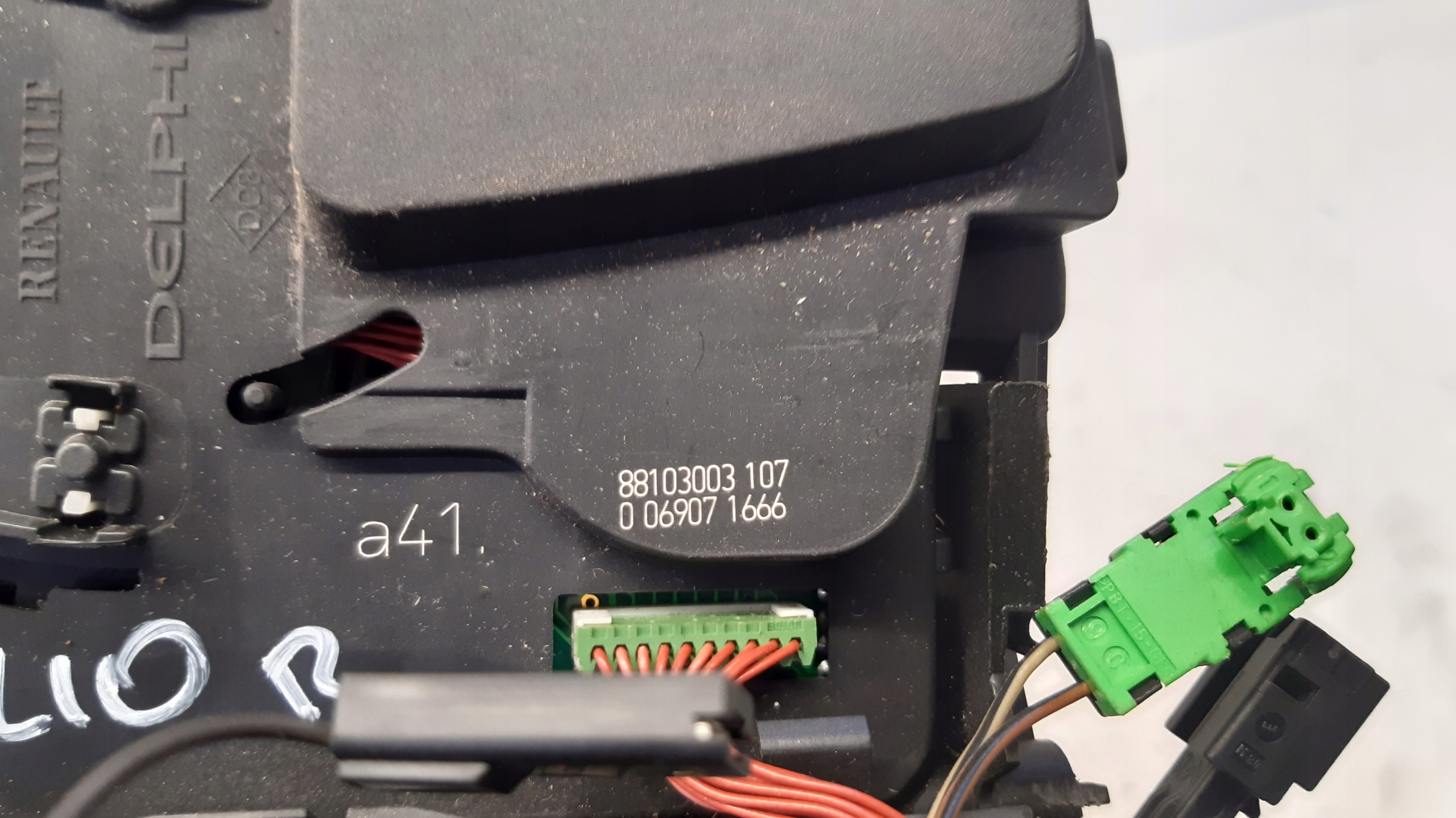 Commodo essuie glace 7701057095 Renault Clio III