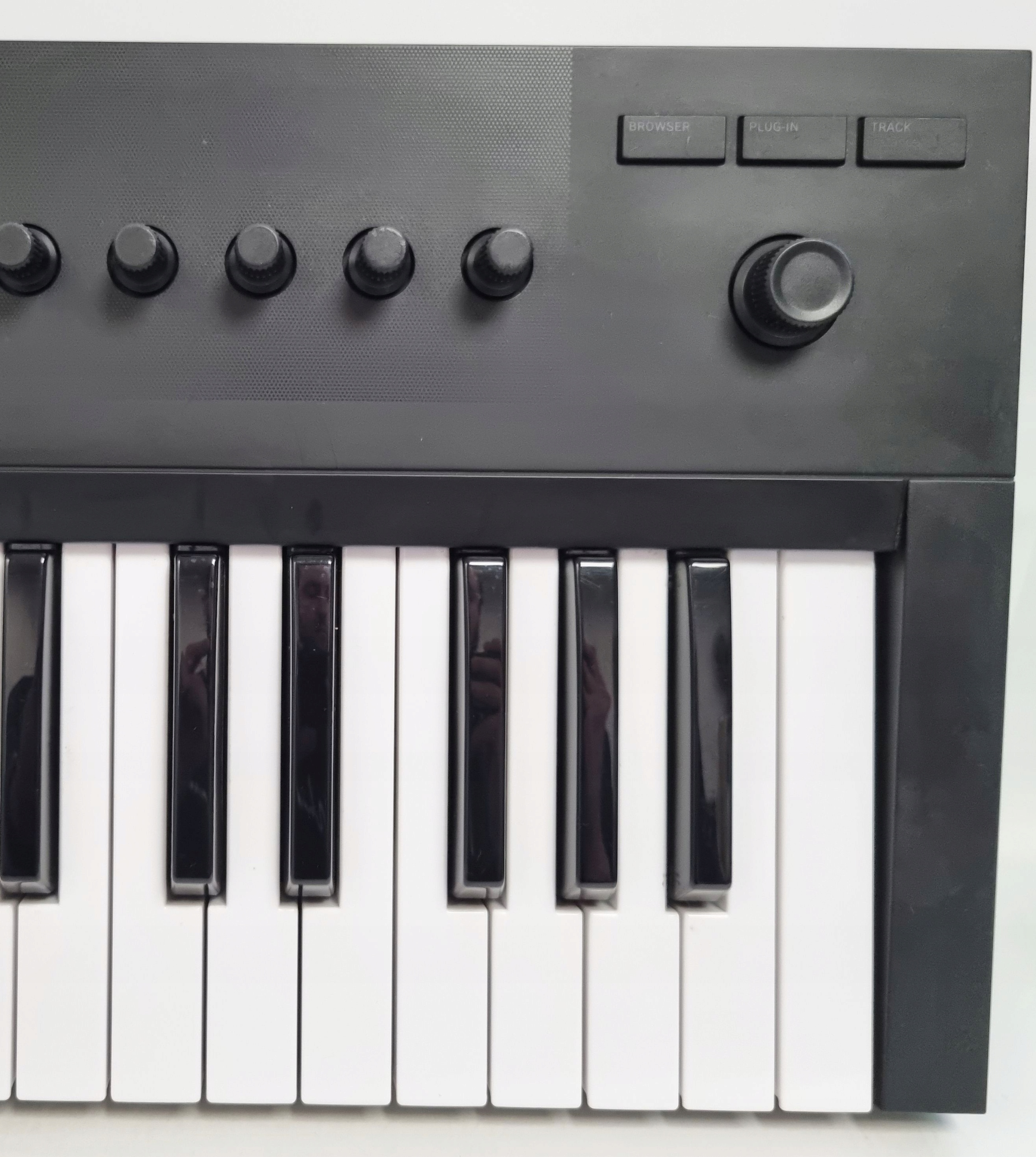 Klawiatura Sterująca Native Instruments Komplete Kontrol A25 Kod producenta 4042477252304