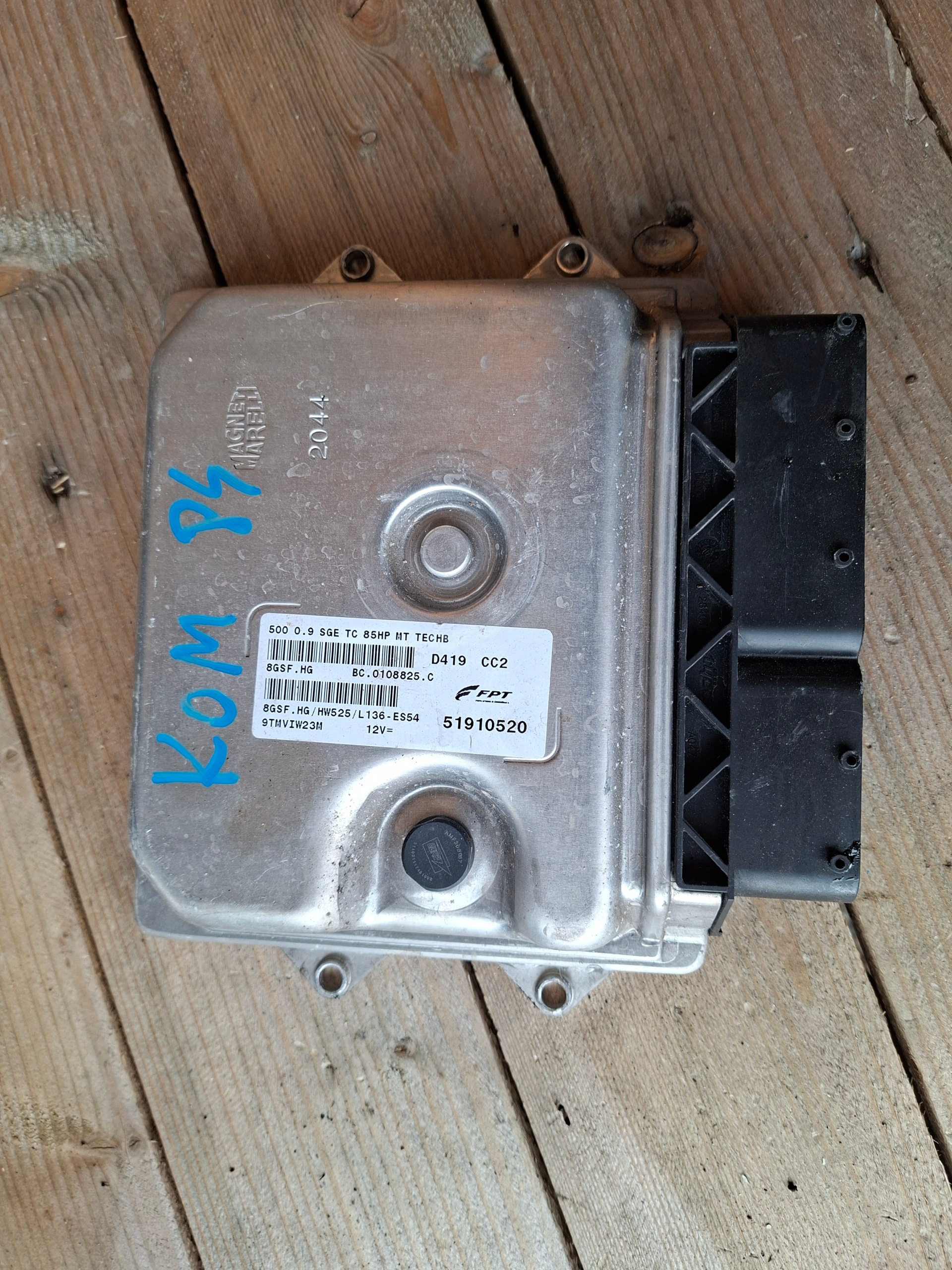 computer control unit of the engine FIAT 500 51910520