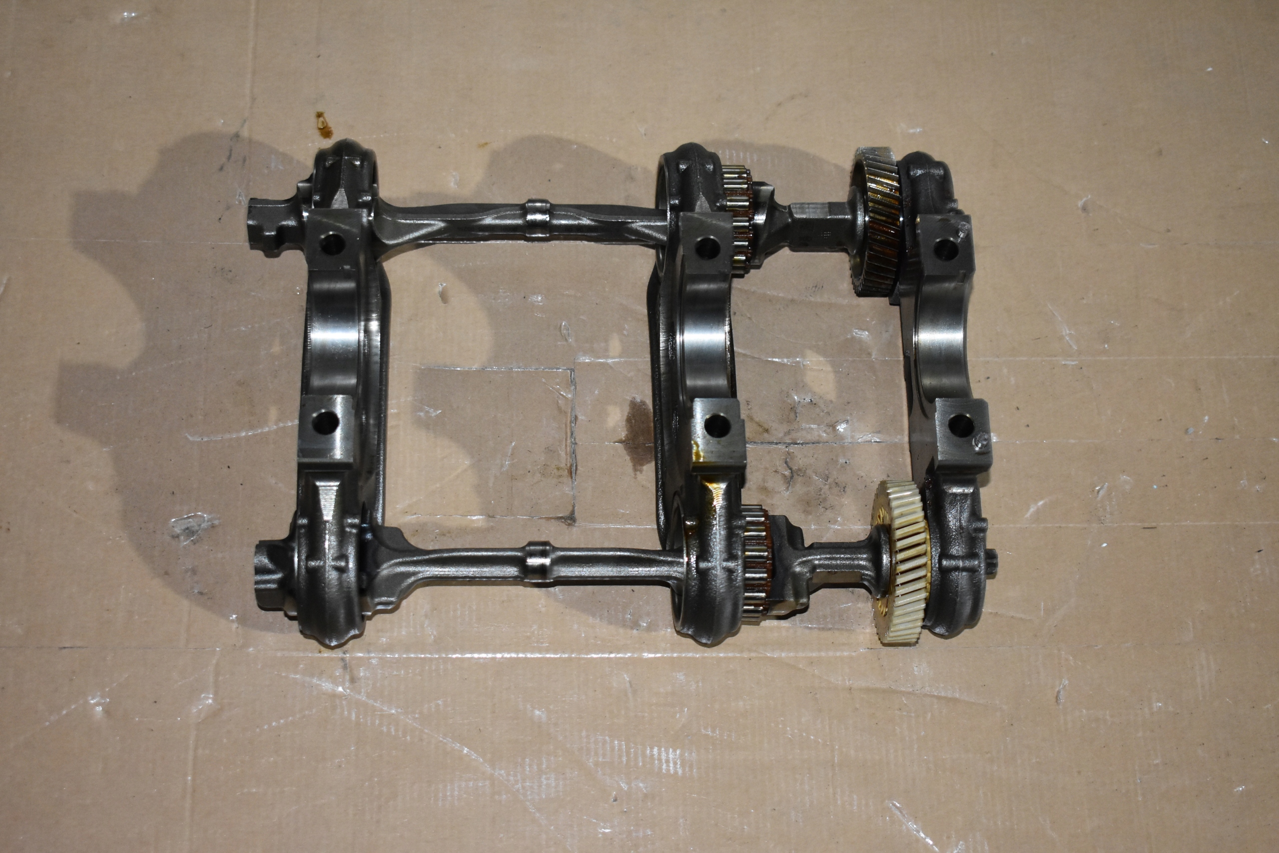perfect condition cam BALANSOWY MERCEDES W206 1