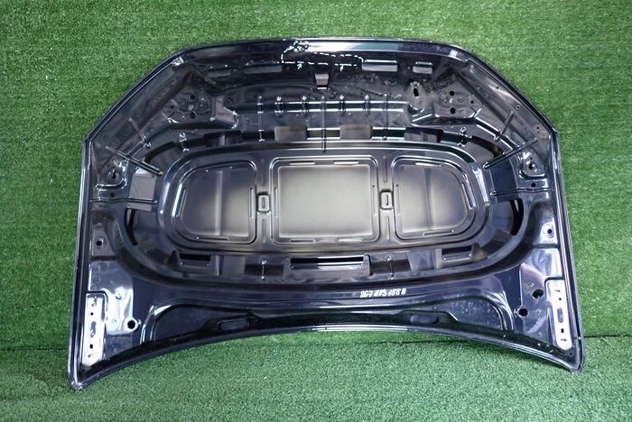 VW TAIGO 22- Capot