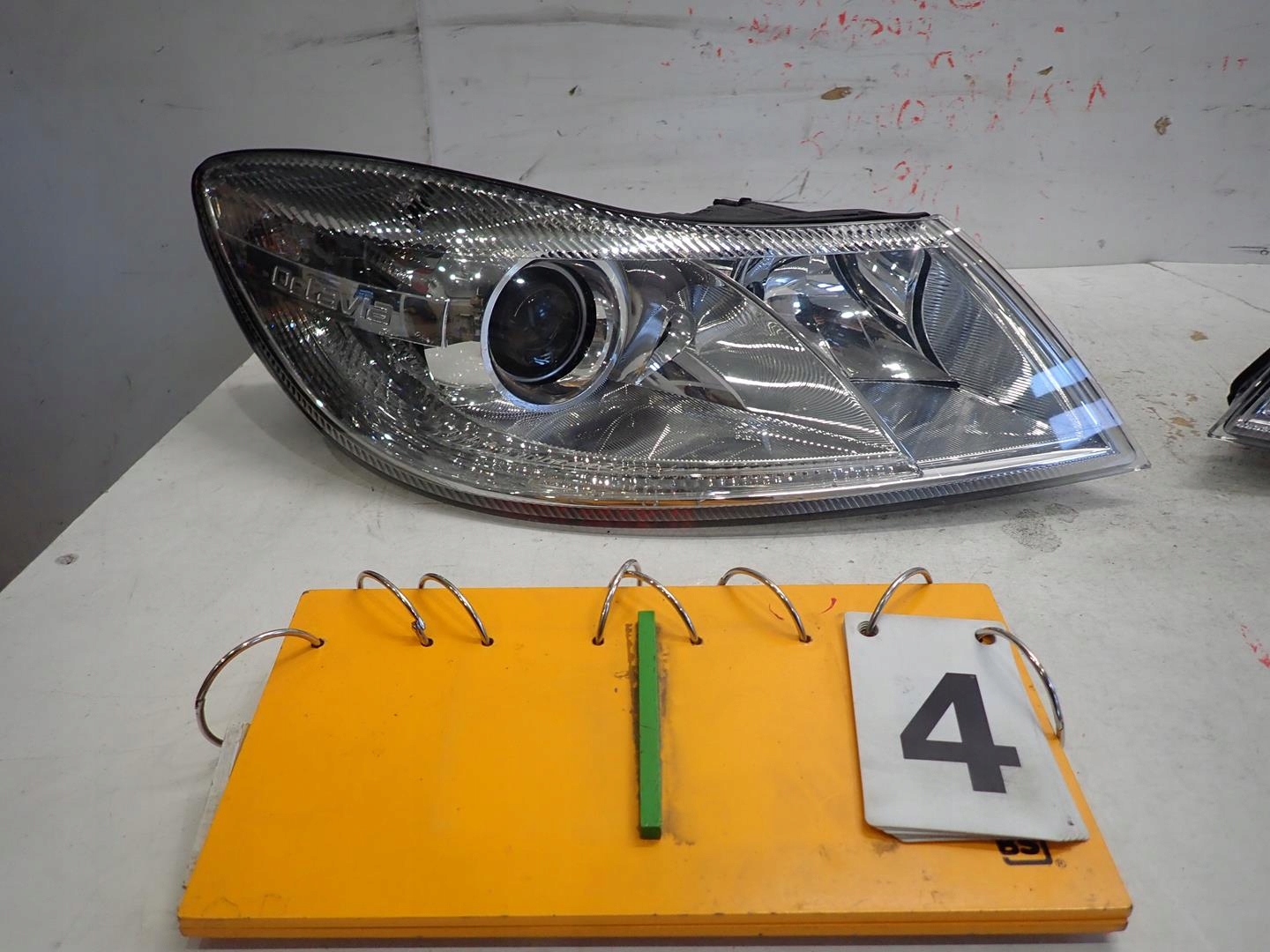light front front right SKODA OCTAVIA II LIFT 2008-2012 1Z1941016F