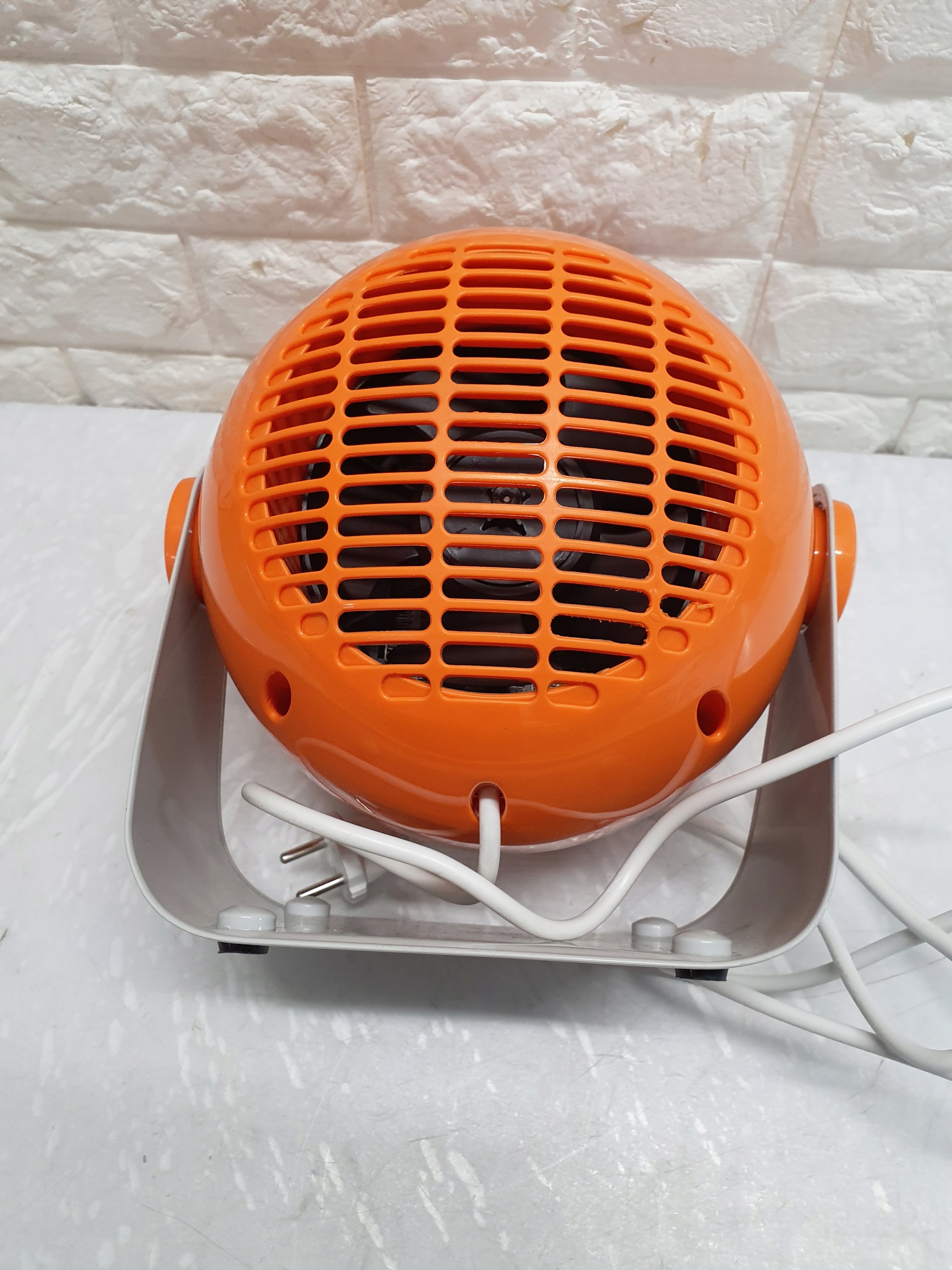 S19 TERMOWENTYLATOR OCIEPLACZ CERAMICZNY NA ZIMĘ MAŁY Olimpia Splendid Szerokość 245 mm