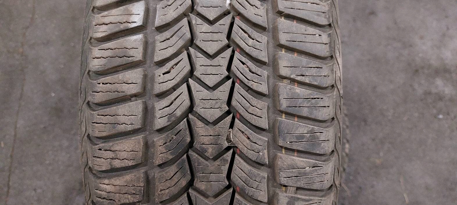 OPONY ZIMOWE 4SZT 205/55R16 DUNLOP SP WINTER SPORT Profil opony 55