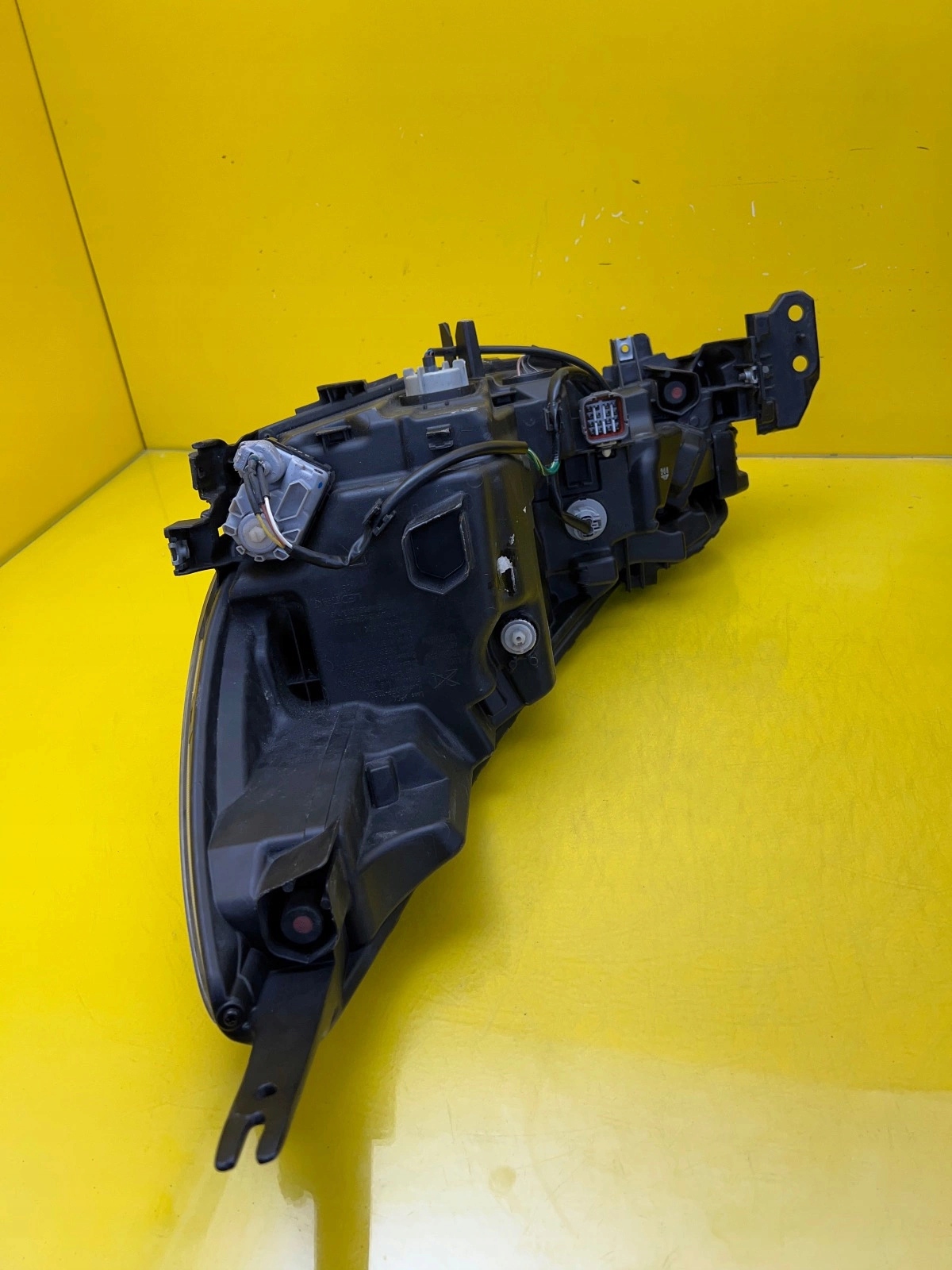 light right front Subaru Outback V Full Led 17-19