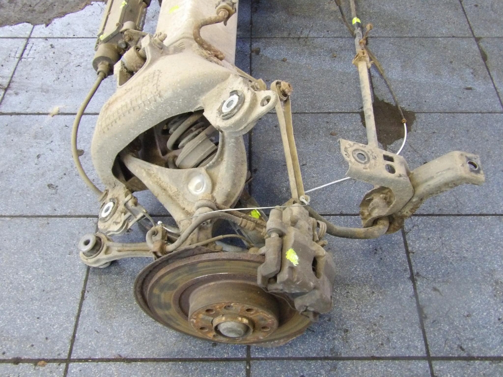 PEUGEOT 508 and KOMBI axis rear sider