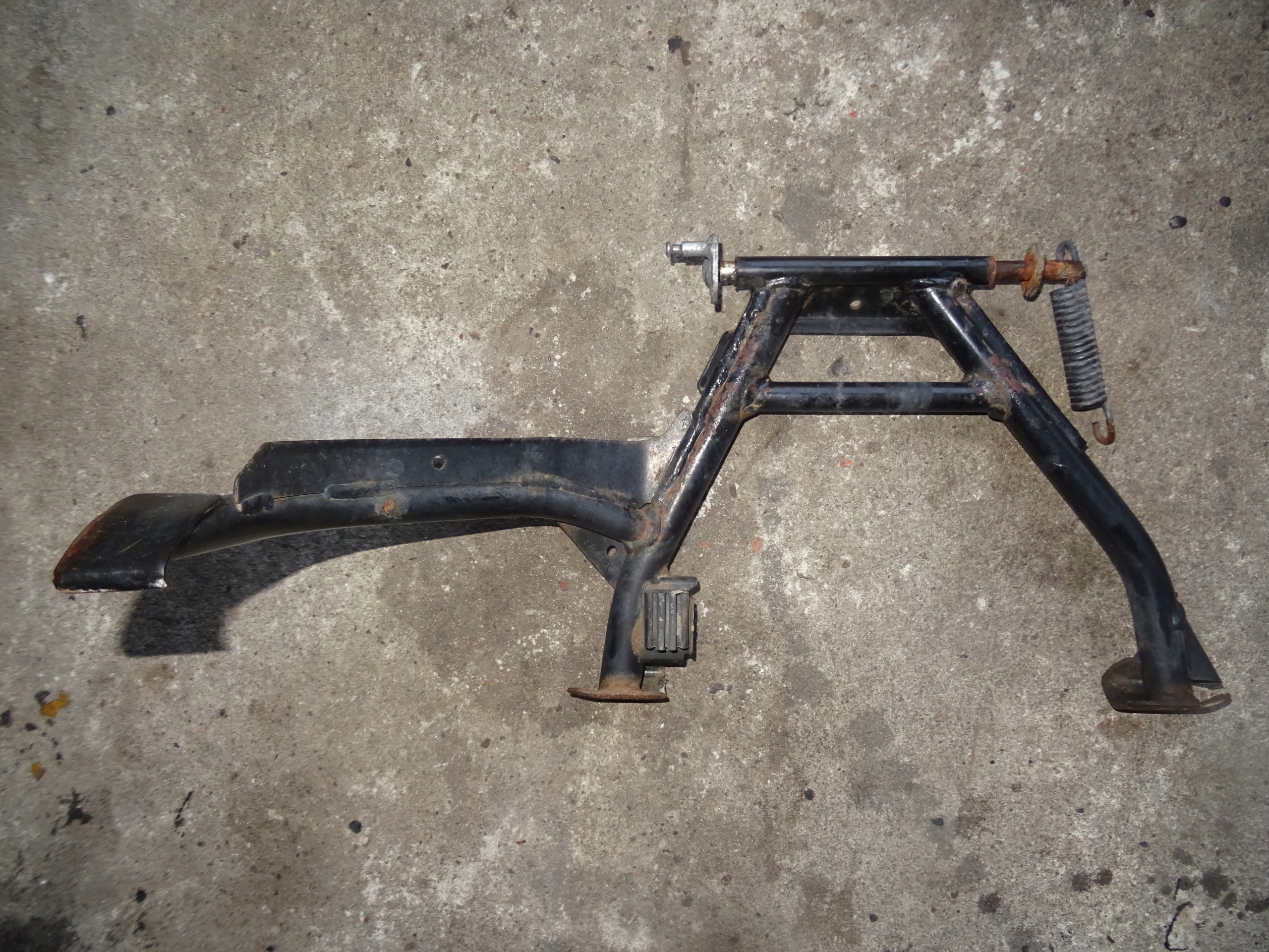 569112399277 - Honda NSS FORZA 125 21 центральна підніжка