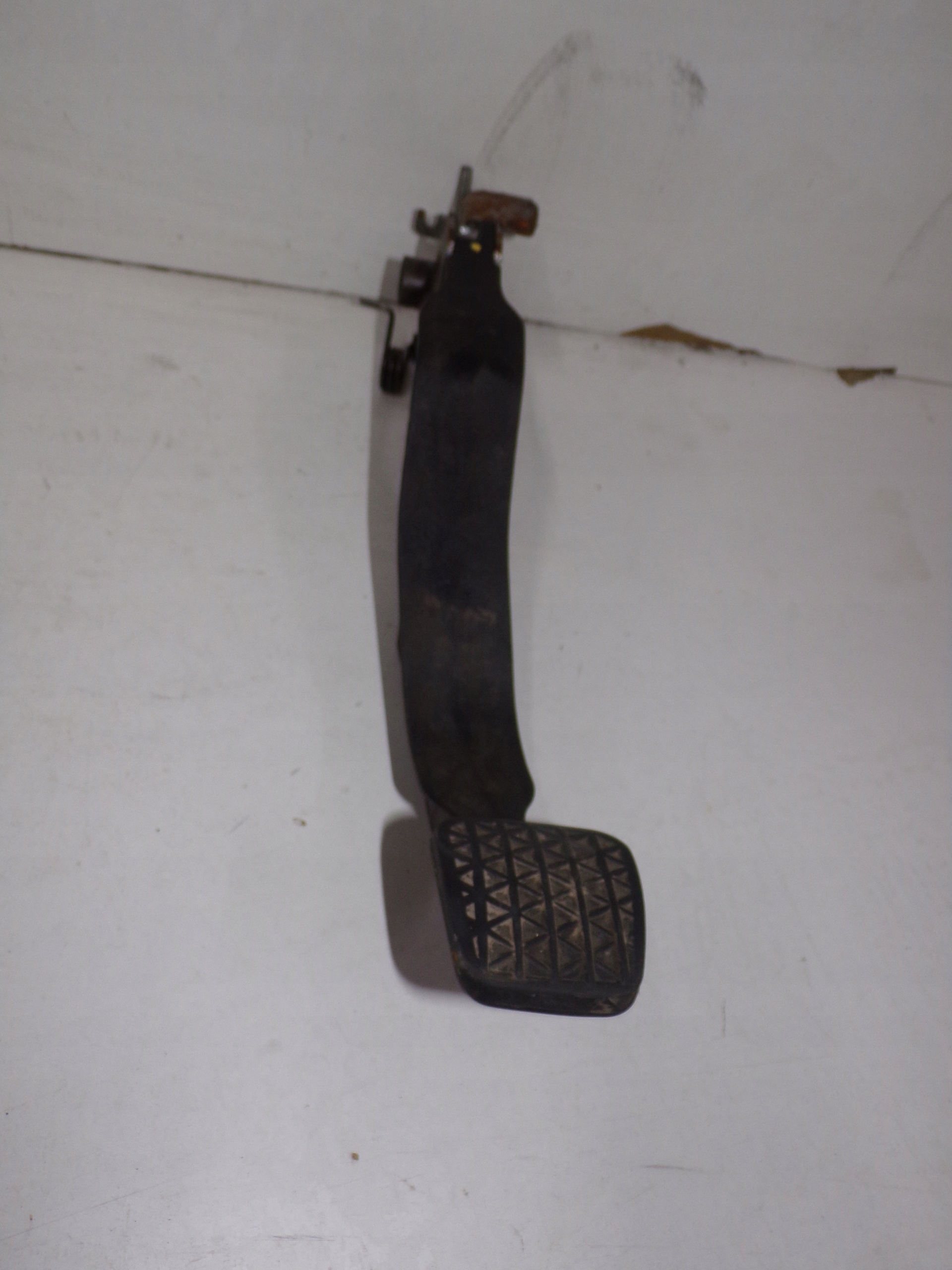 PEDAŁ SPRZĘGŁA CHEVROLET CRUZE