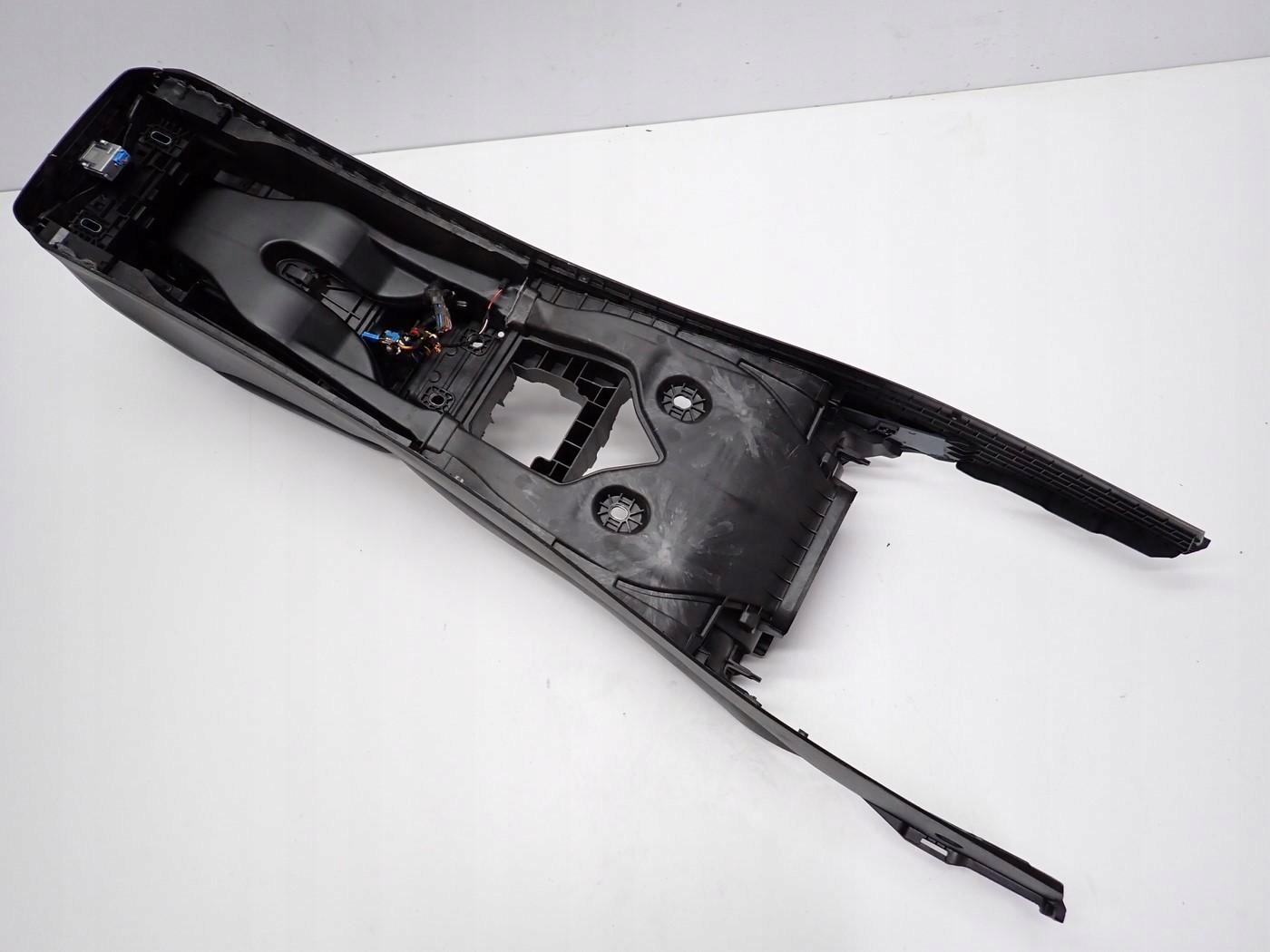 тунель подлокотник европа оригинал 1334523 BMW X4 G02 X3 G01 21R