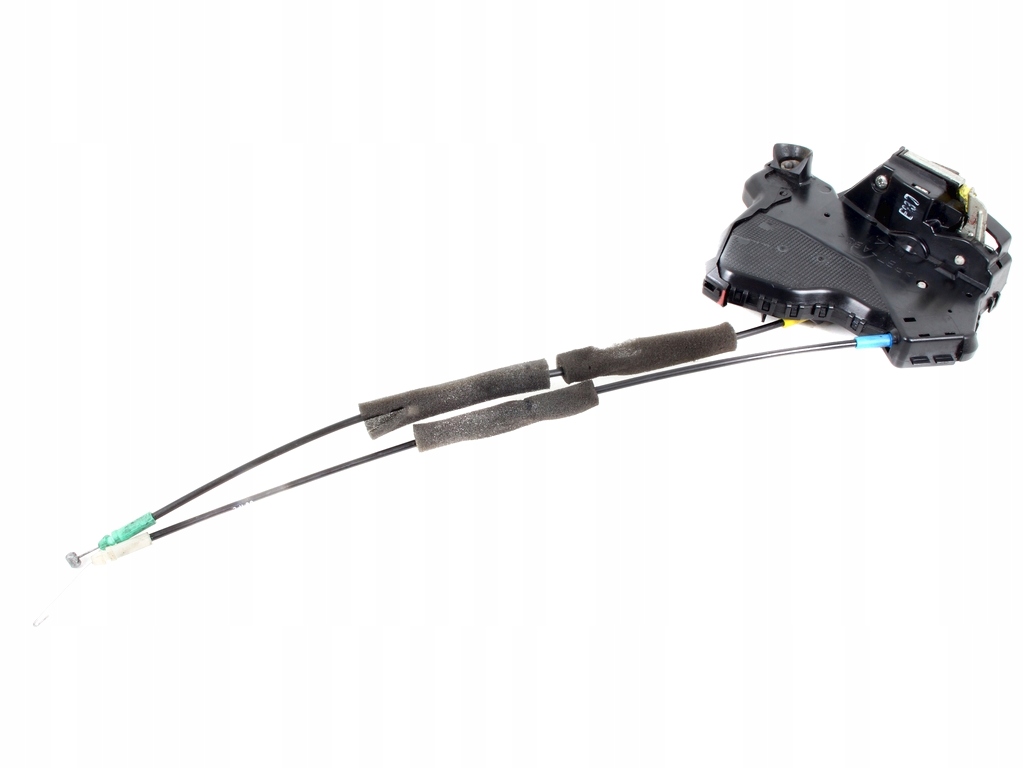 PL376008 - ЗАМОК ПЕРЕДНЬОЇ ЛІВОЇ ДВЕРІ TOYOTA COROLLA VERSO II EU