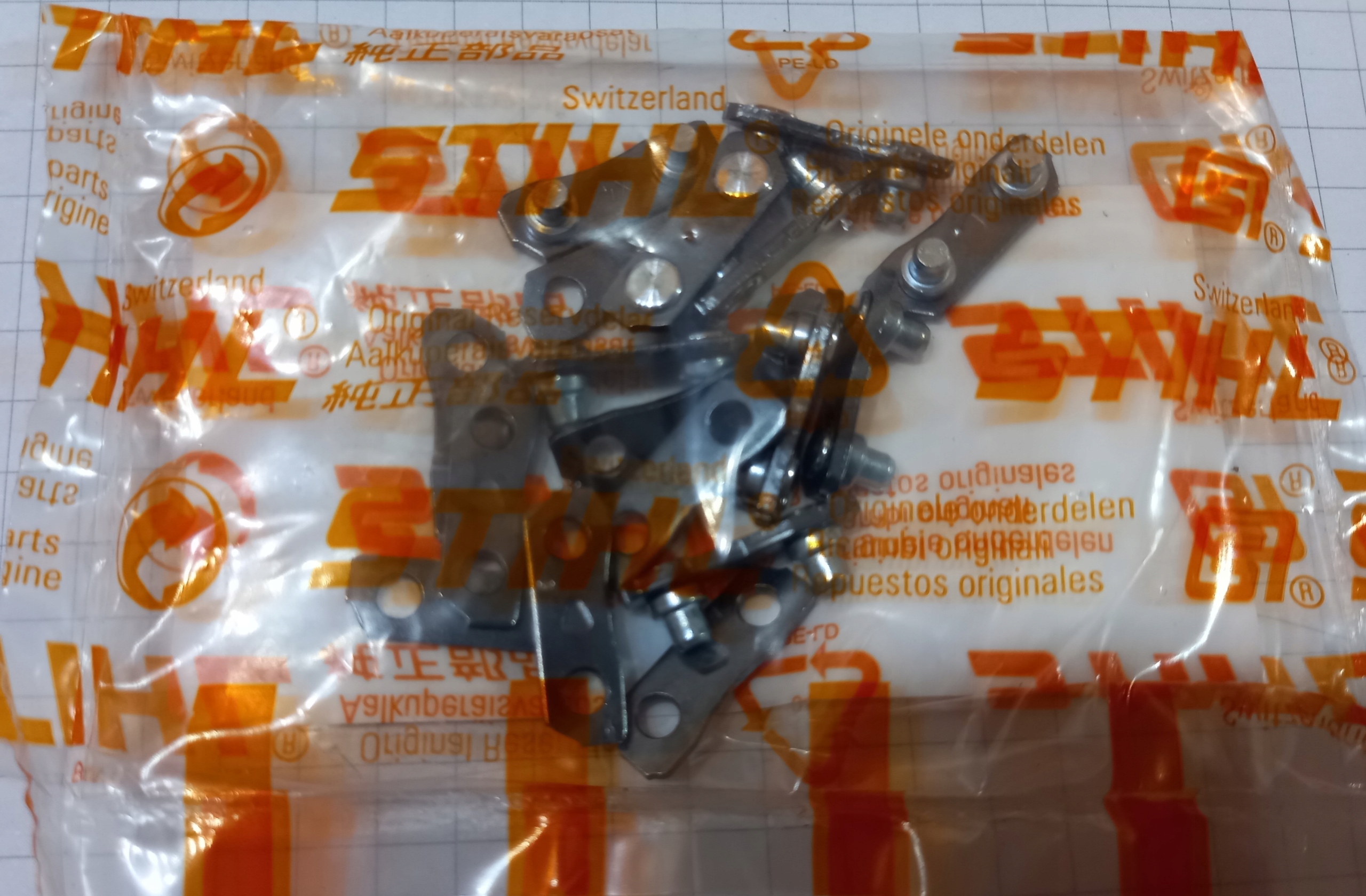 Ogniwo łączące nit spinka STIHL 3/8 PM 1.3 9sztuk