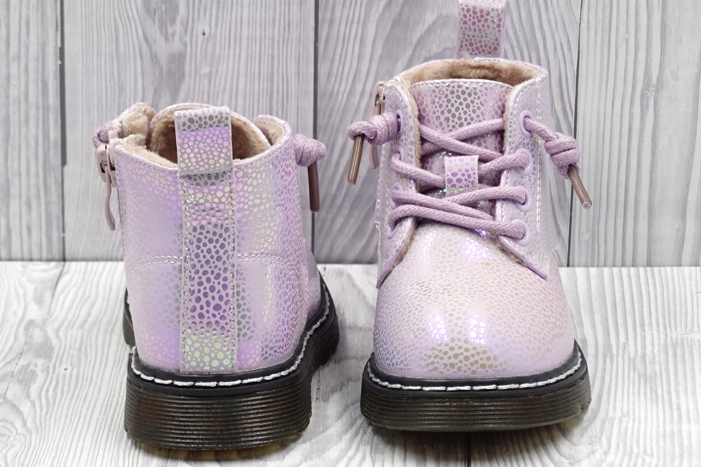 BOTKI DZIEWCZĘCE APAWWA TRZEWIKI fiolet holo 20 Kod producenta NQ710