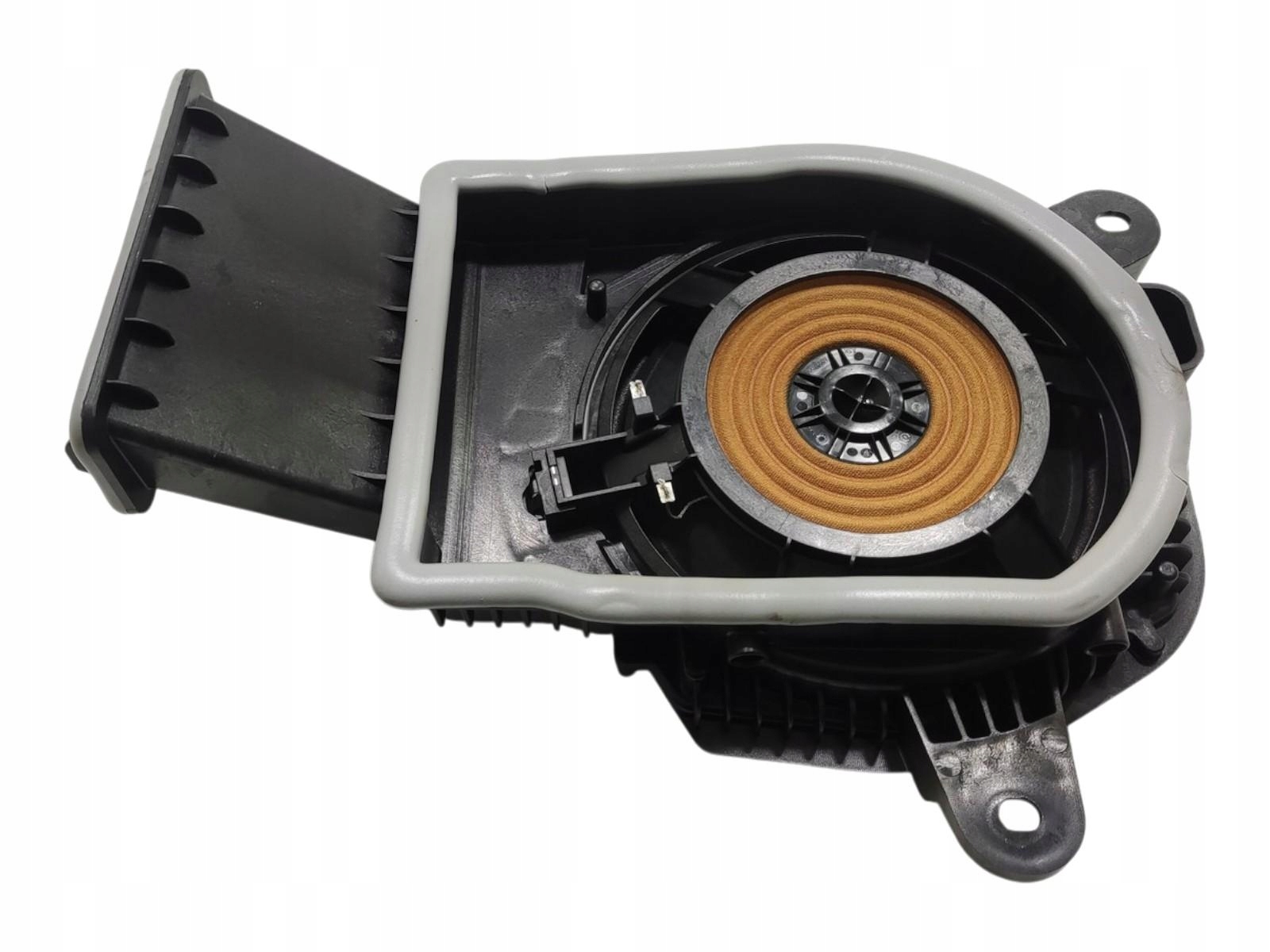 speaker SUBWOOFER left BMW 2 ACTIVE TOURER U06 2022-2026 5A052F7
