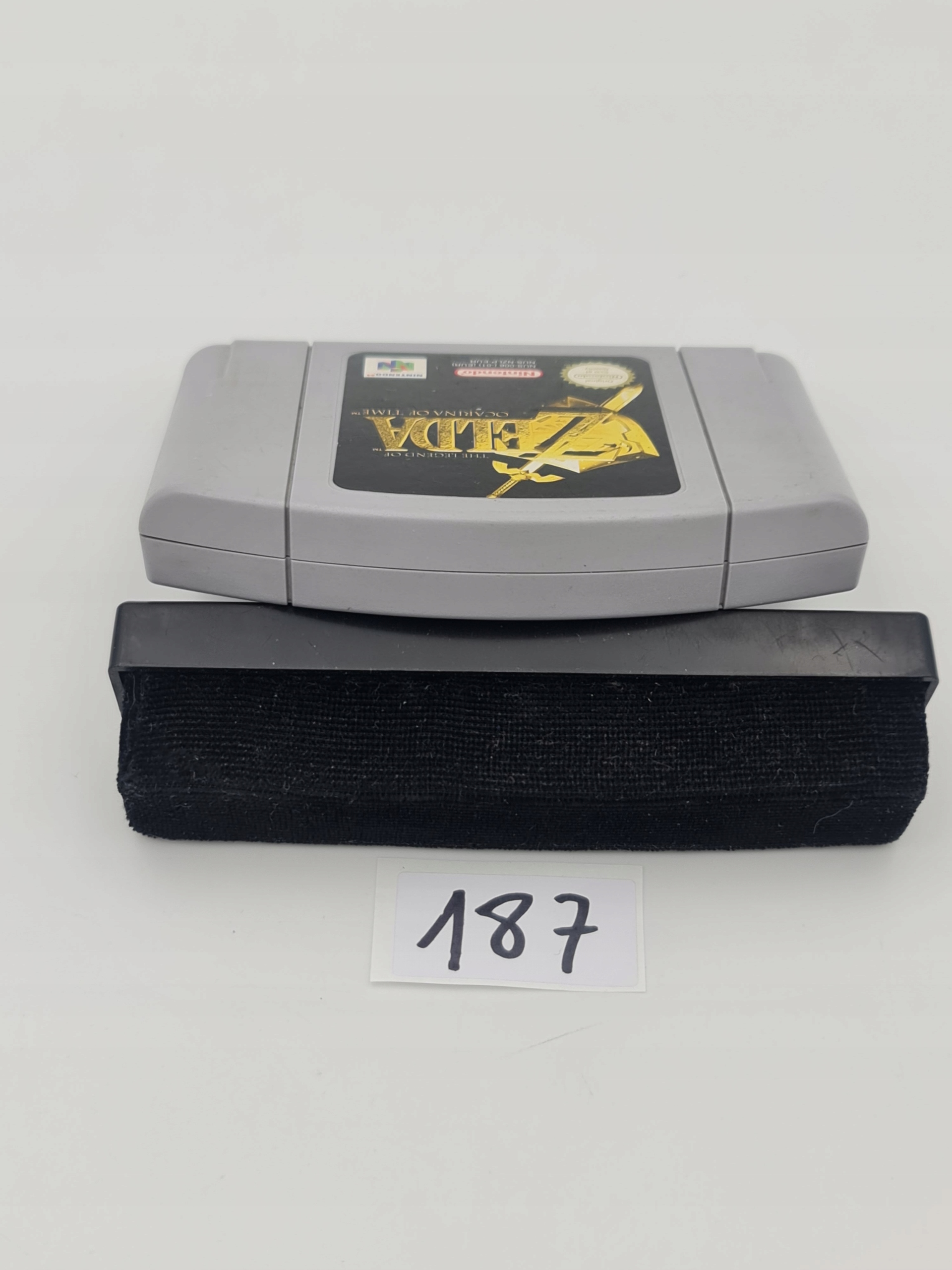 NINTENDO 64 THE LEGEND OF ZELDA OCARINA OF TIME EAN (GTIN) 045496870041