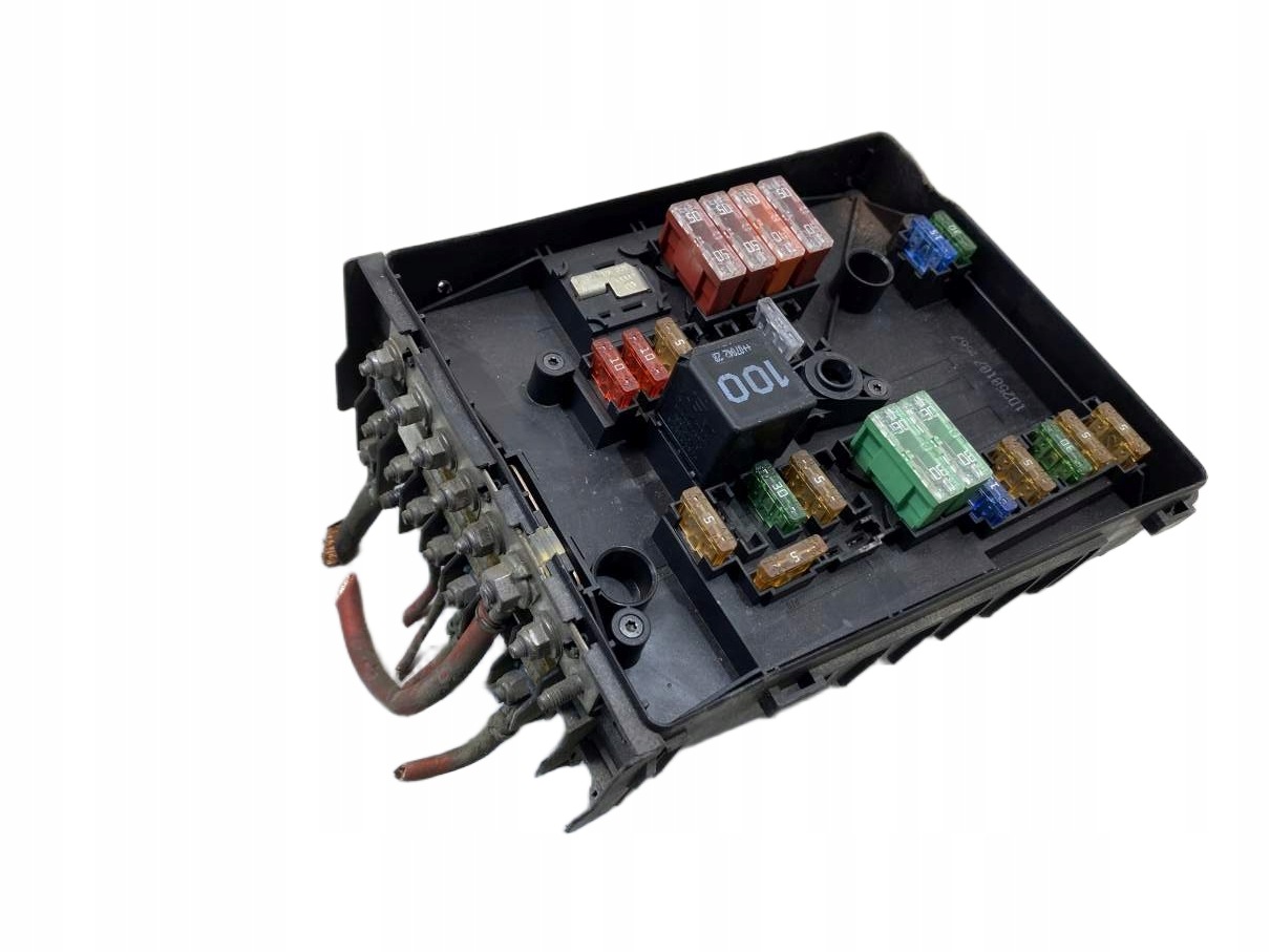 Module fusibles VW GOLF V 1.9 TDI 1K0937125A