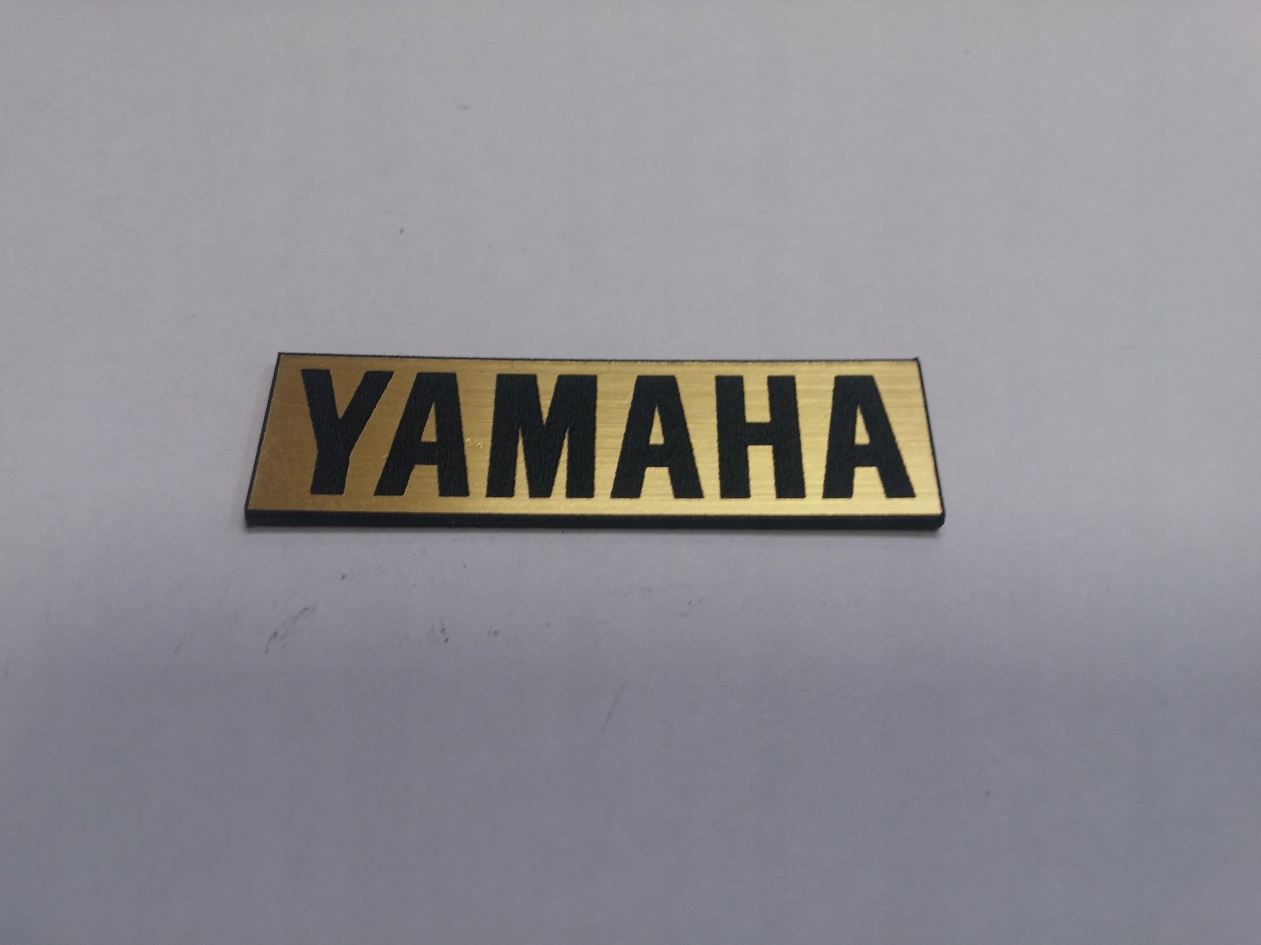 

Yamaha naklejka emblemat 120 x 30 mm * Złota
