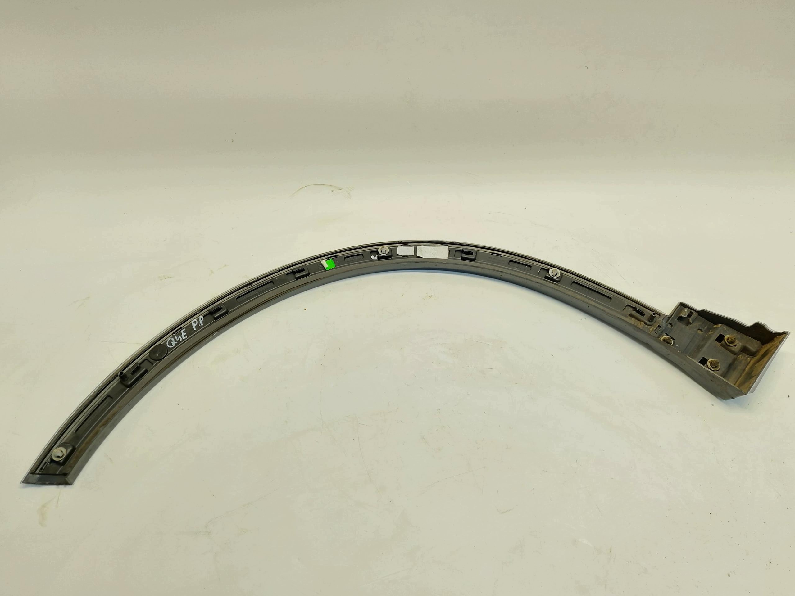 Audi Q4 89A 45 E-TRON , SUV, 2023 moulding for fender right front 89A853718
