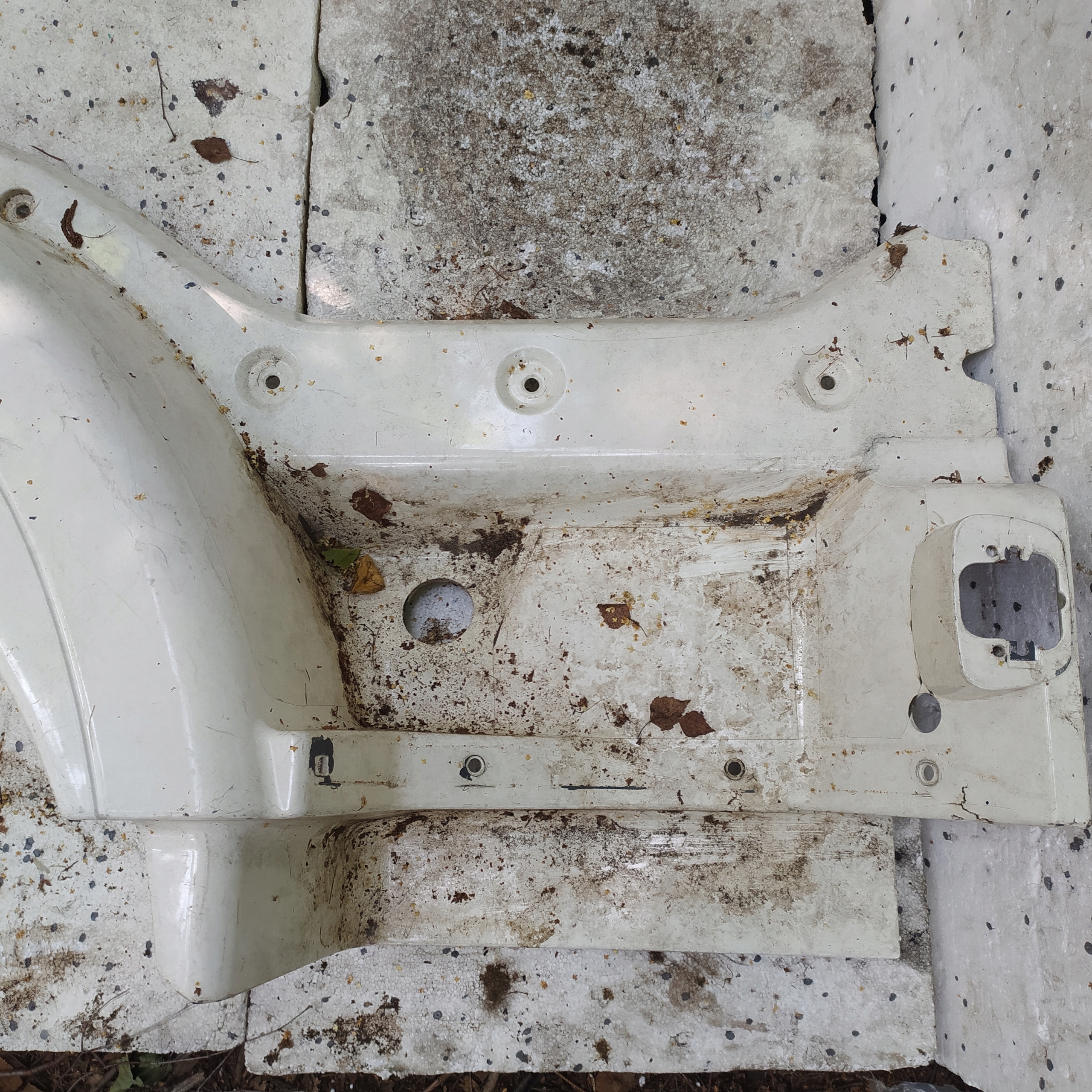 sump STOPNIA upper right MAN TGL 12 T.
