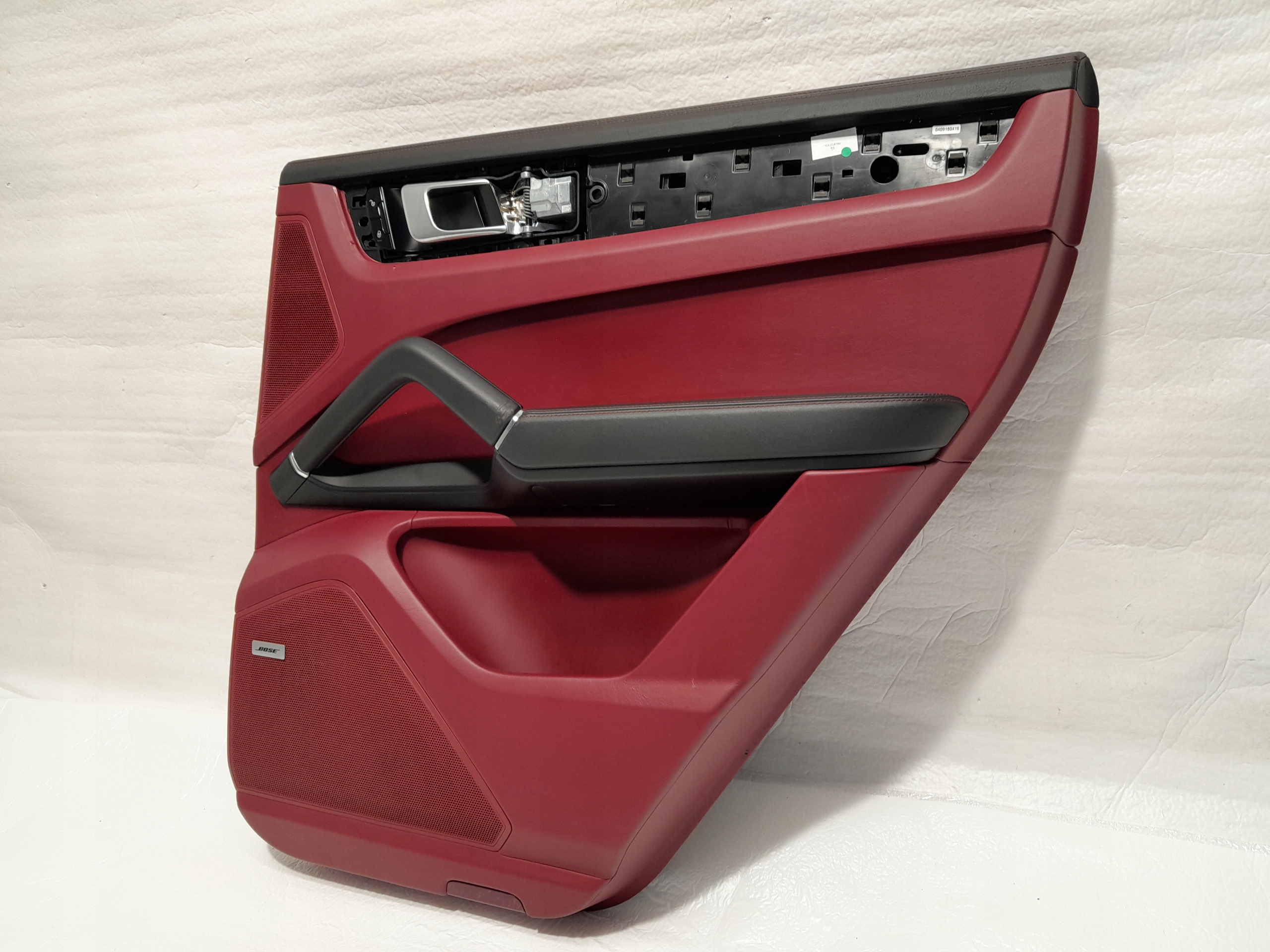 PORSCHE CAYENNE 9Y side door right rear part BOSE