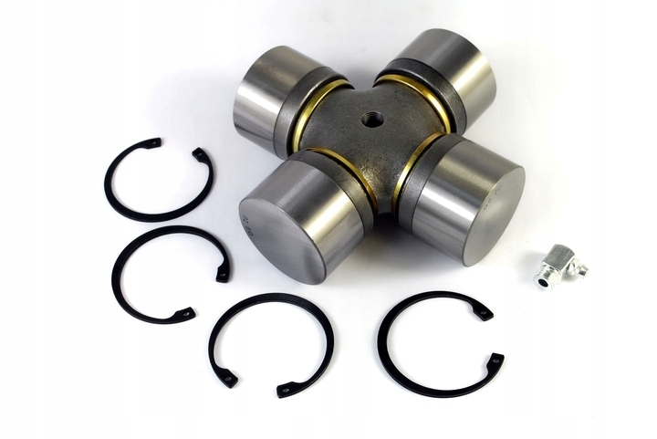 Крестовина карданного вала C. E. и 133089