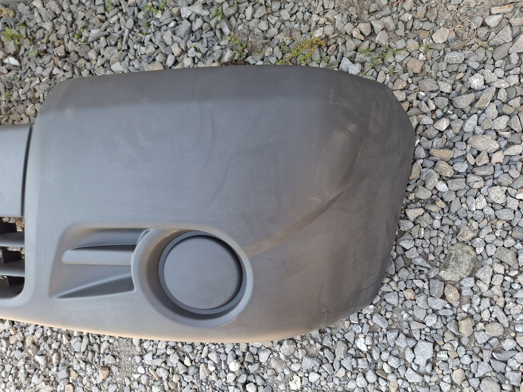 Frontstoßstange OPEL VIVARO A LIFT 2006R->