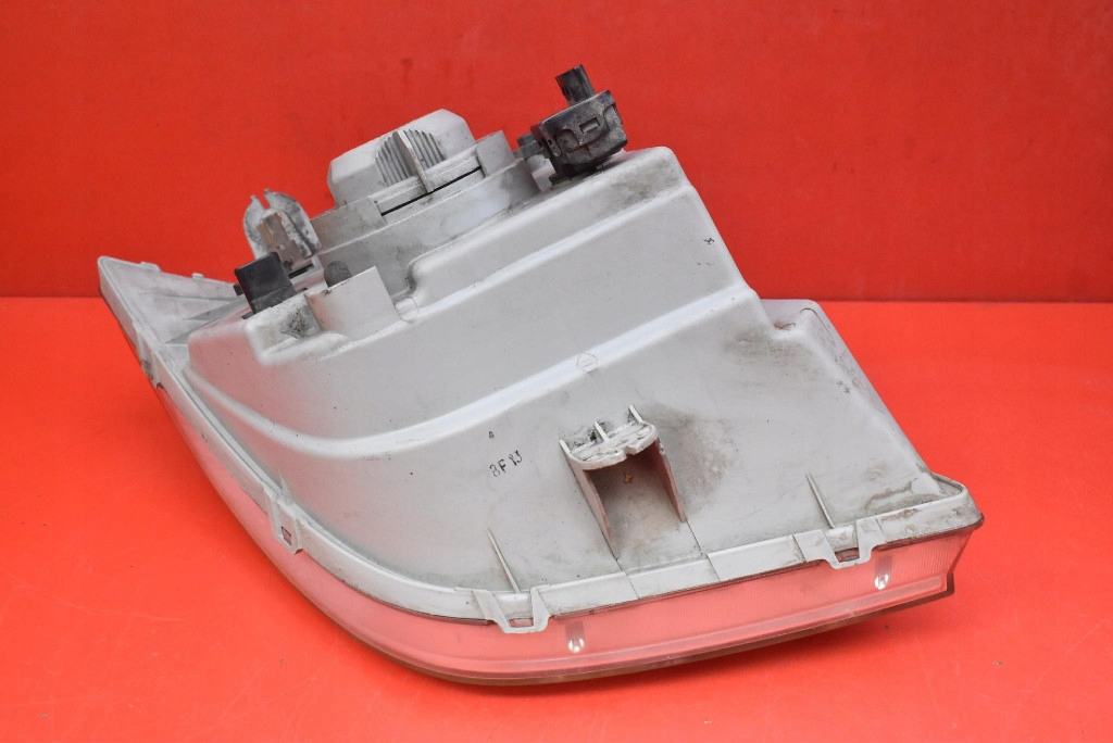 REFLEKTOR left light front EU 0301-001239 LDV MAXUS 05-09