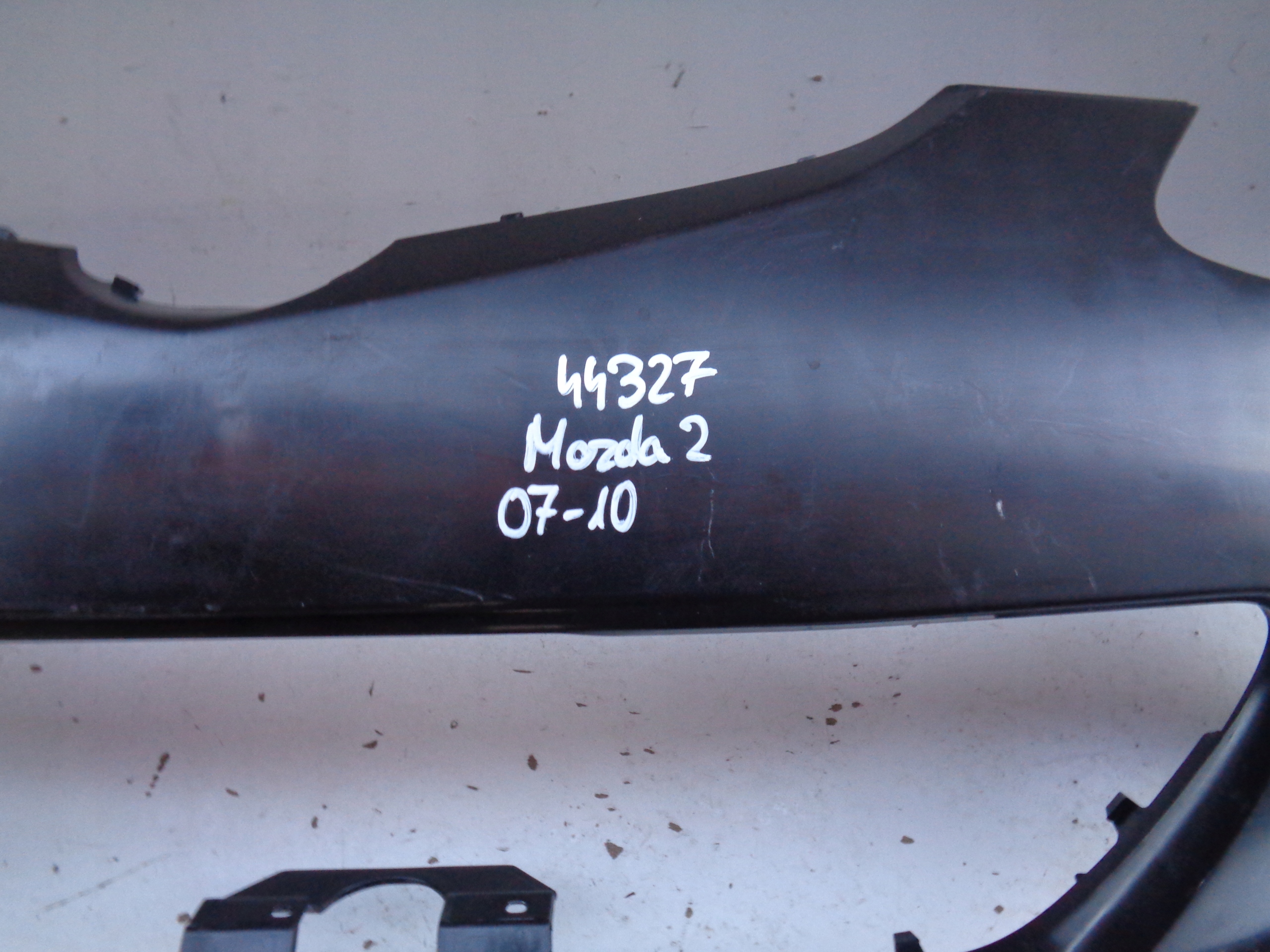 neu Frontstoßstange MAZDA 2 07-10 NR 44327