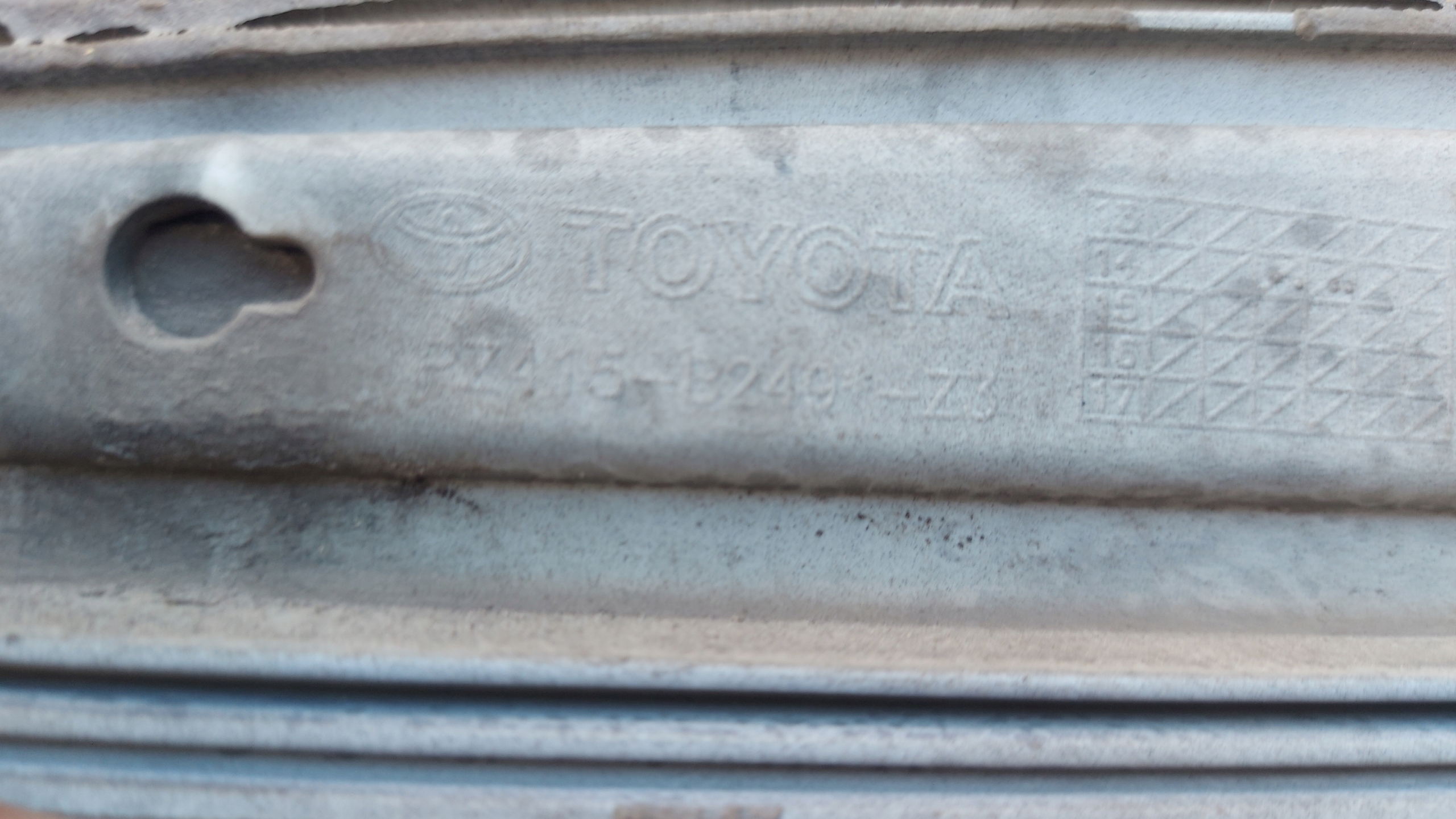 moulding door right front TOYOTA YARIS III