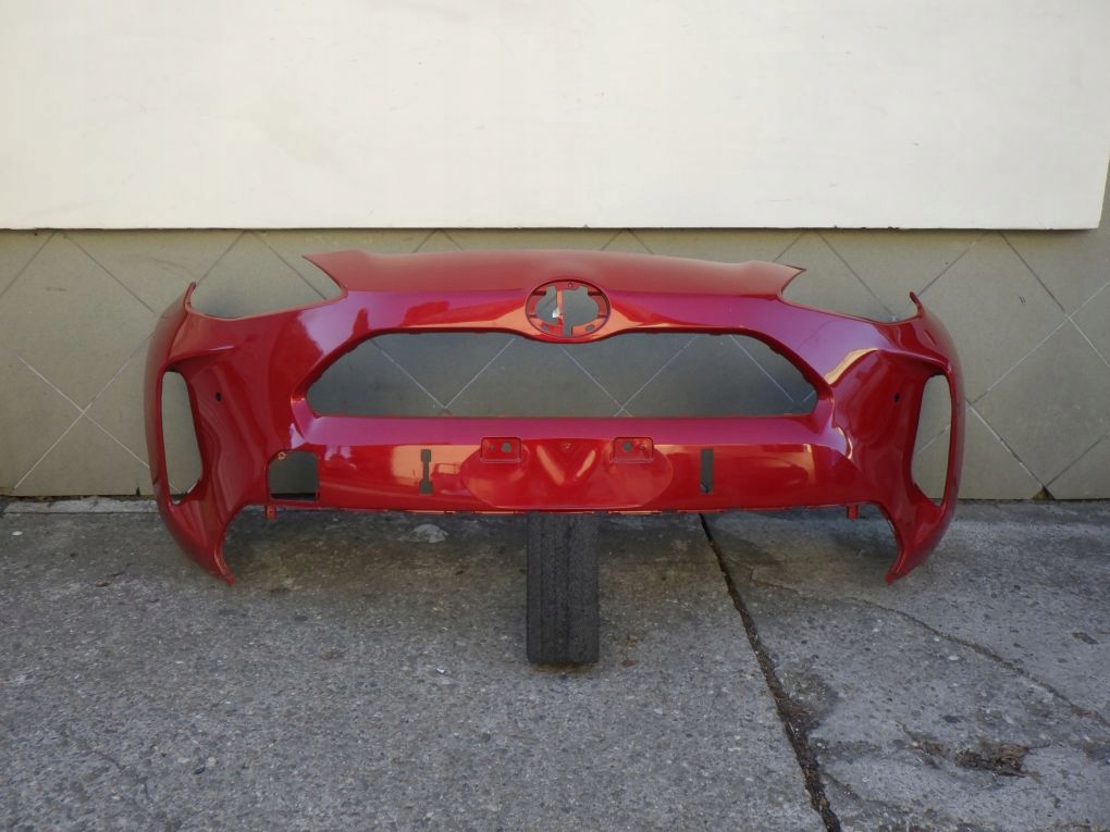 TOYOTA YARIS CROSS 20- front bumper