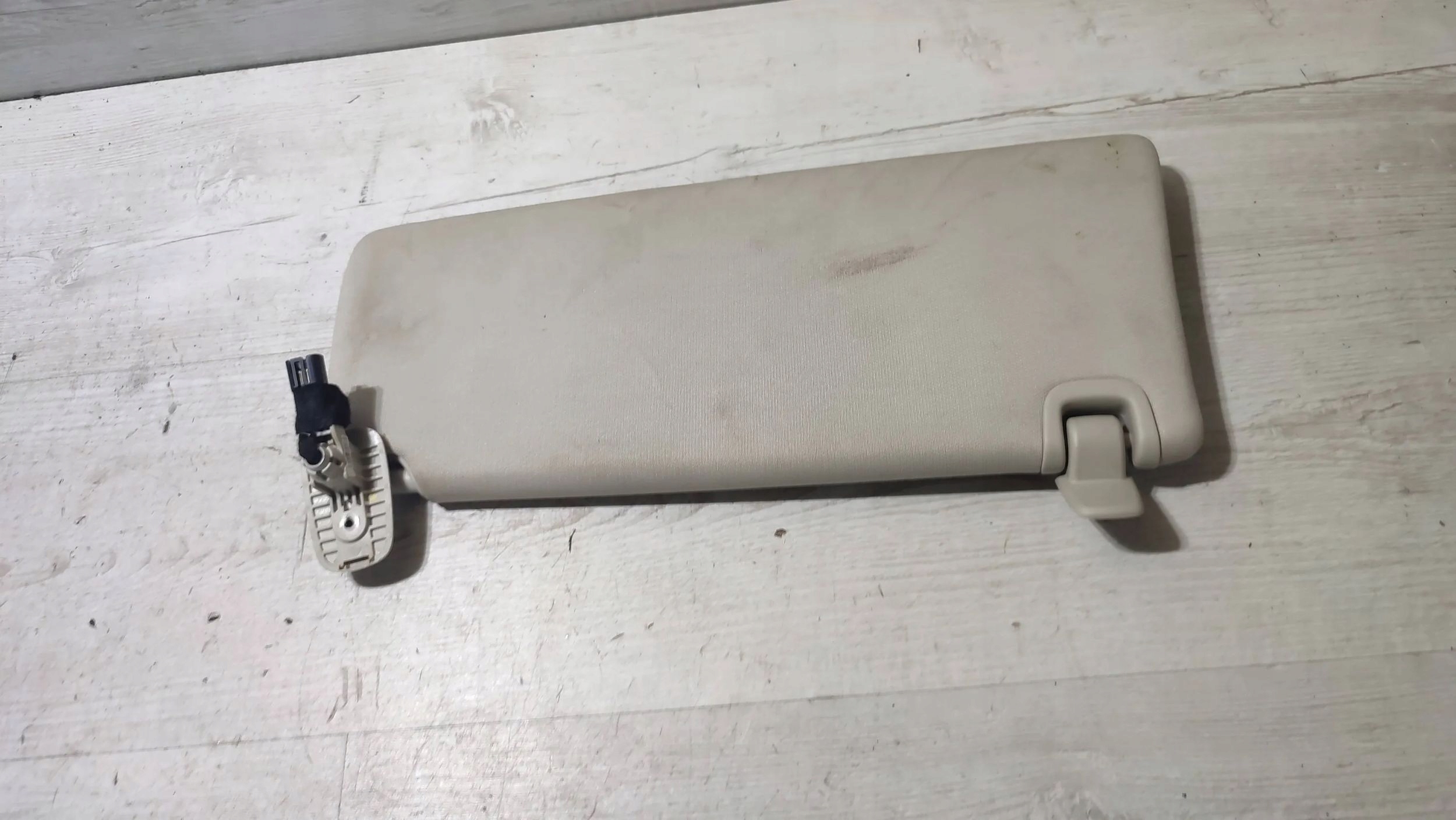 Jeep Cherokee 2015 front side right cover przeciwsloneczna