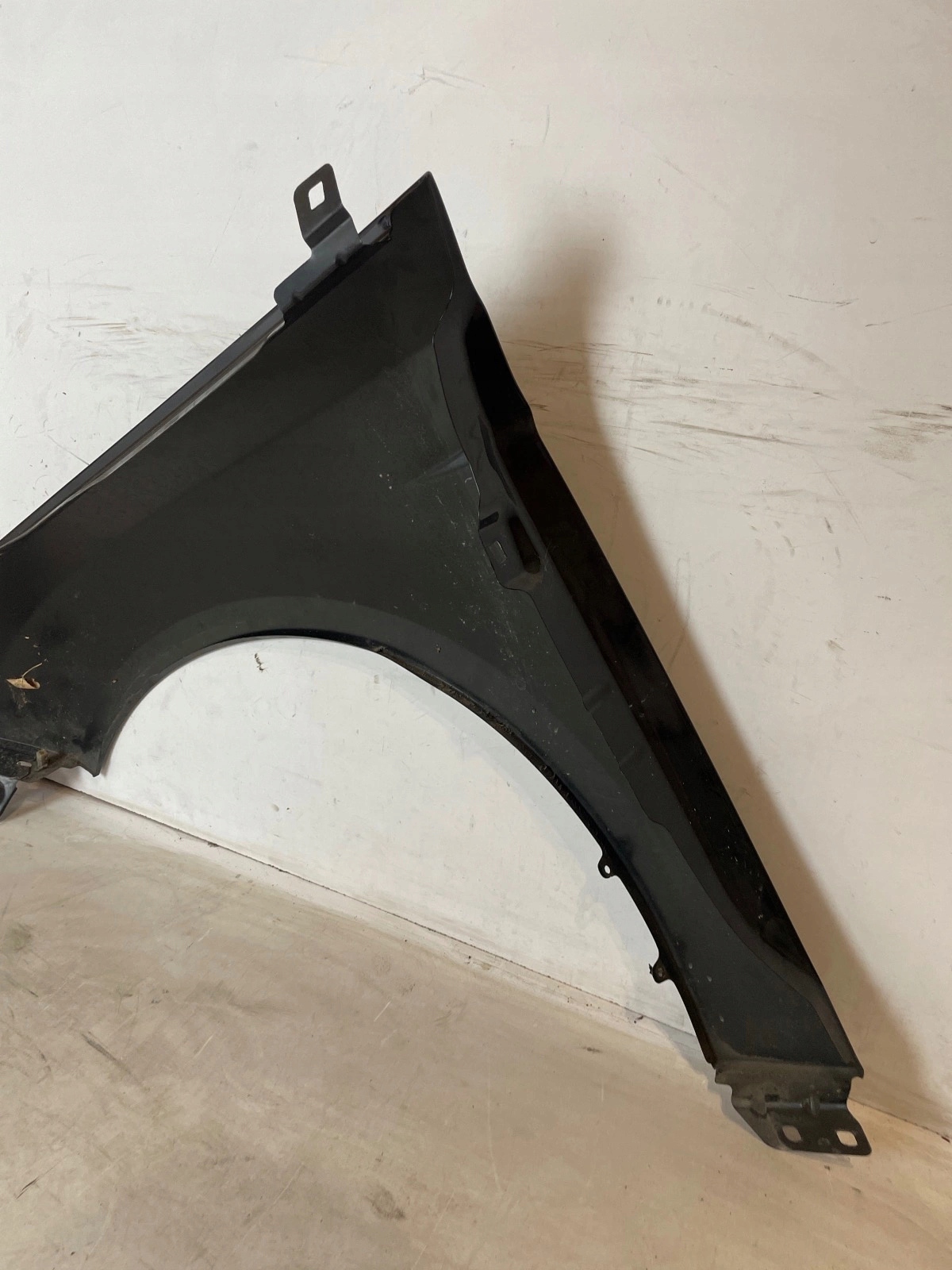 fender front front right Ford Focus MK3 black