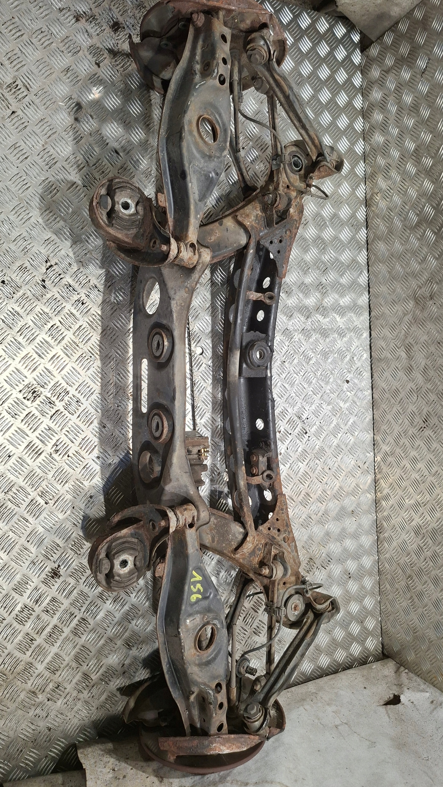 subframe axle beam rear part MERCEDES W210 220D