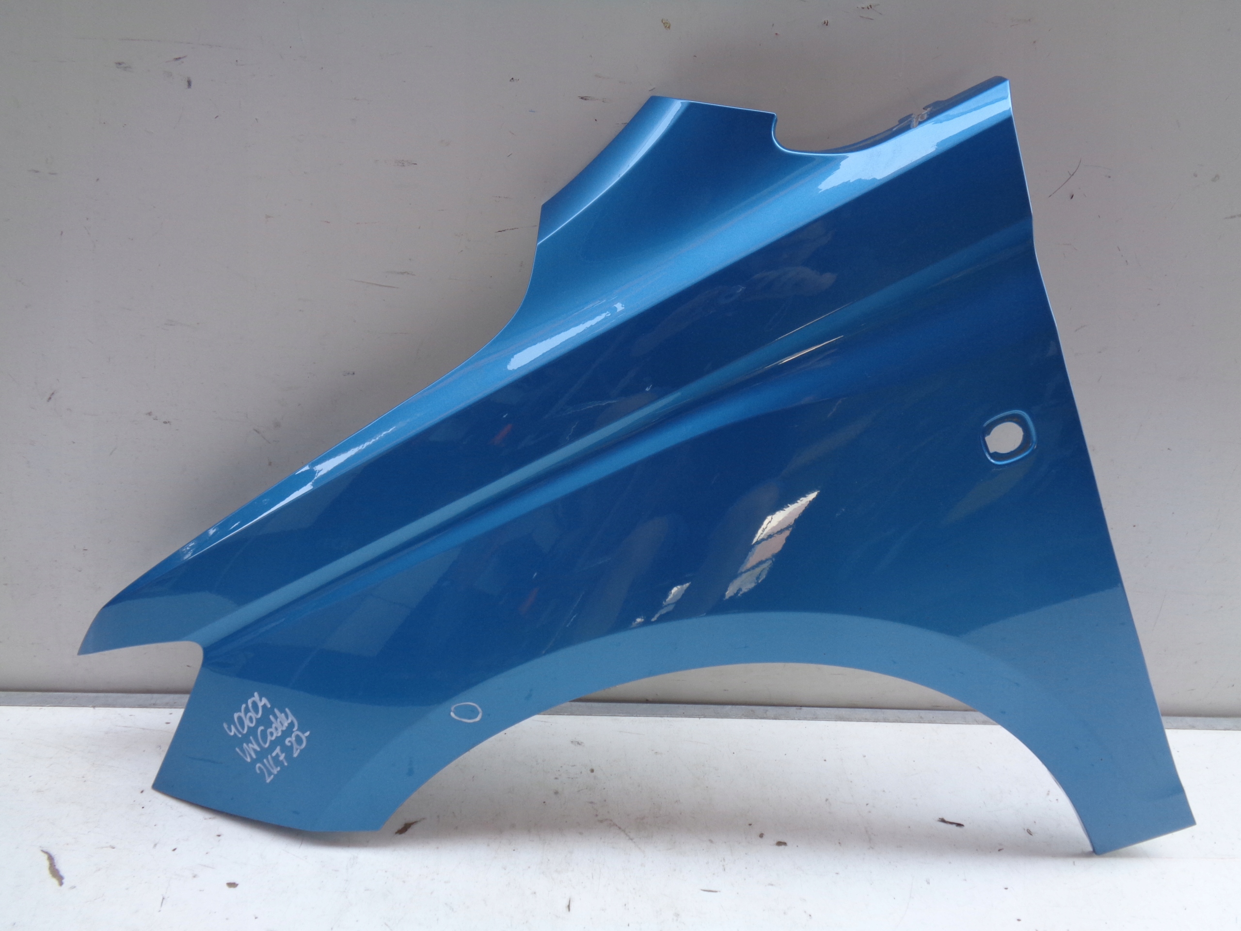 fender left front VW CADDY 2K7 20- NR 40604