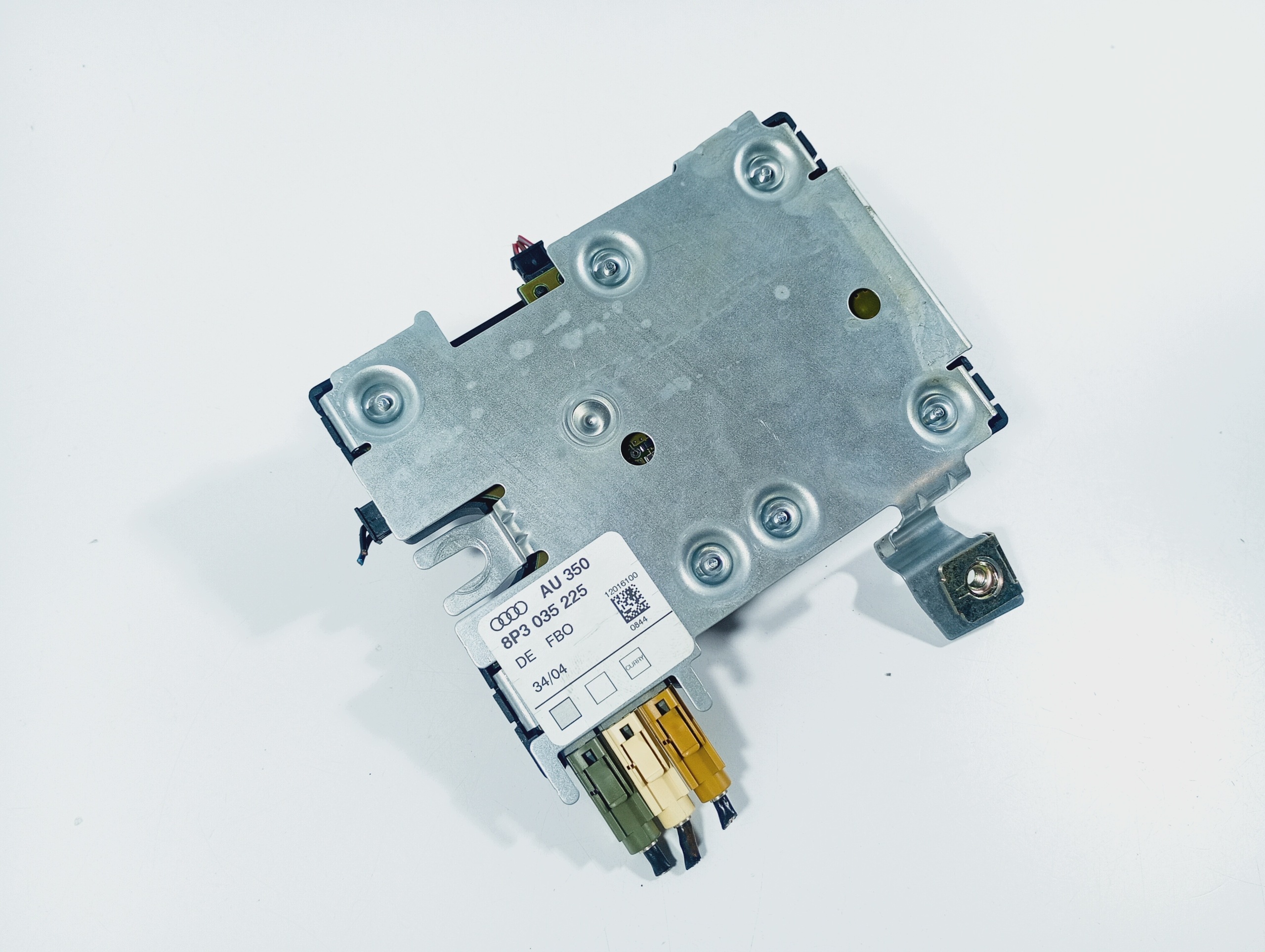 amplifier ANTENY OE 8P3035225 Audi A3 8P 03-10